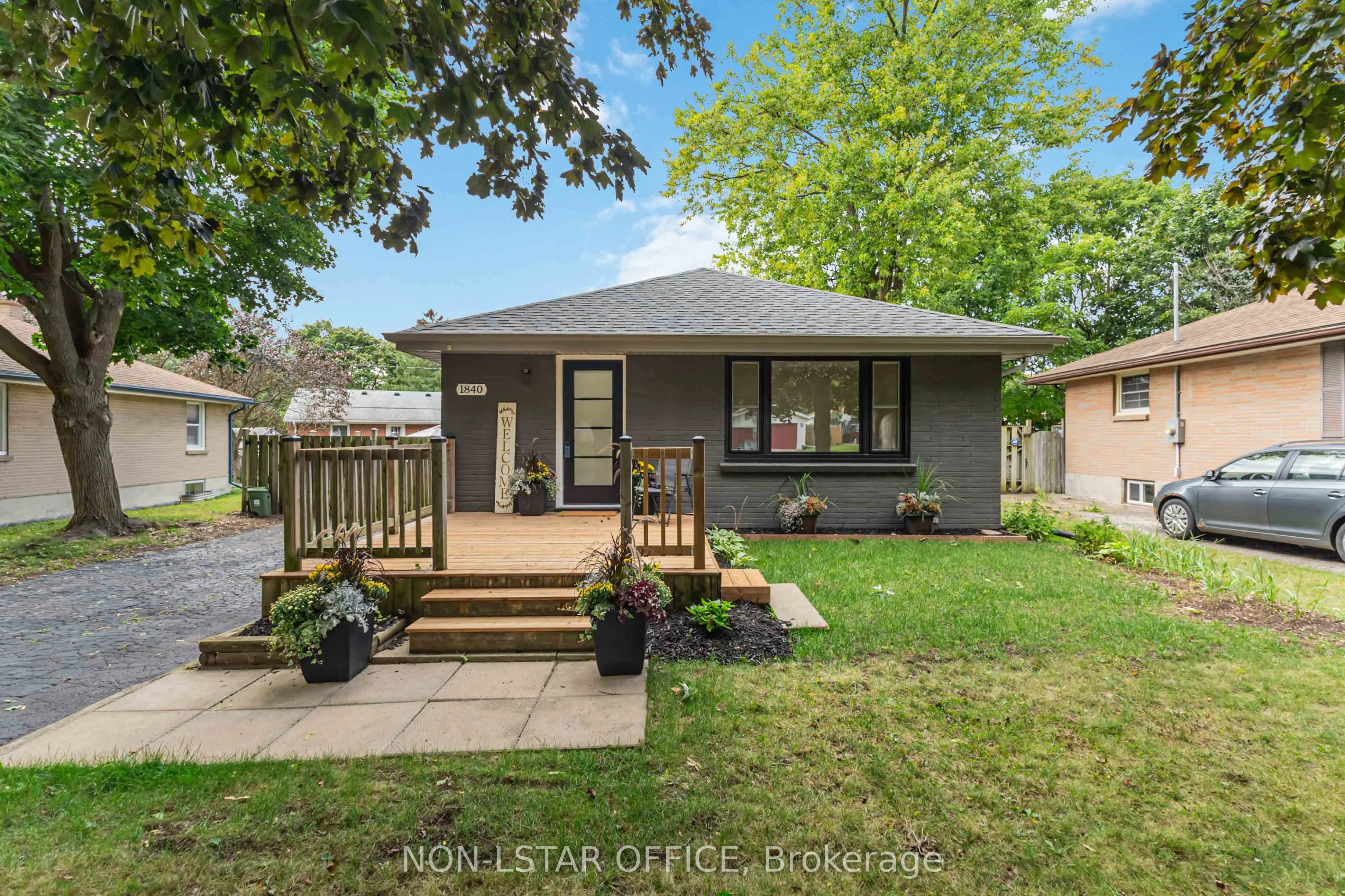 Detached in London East