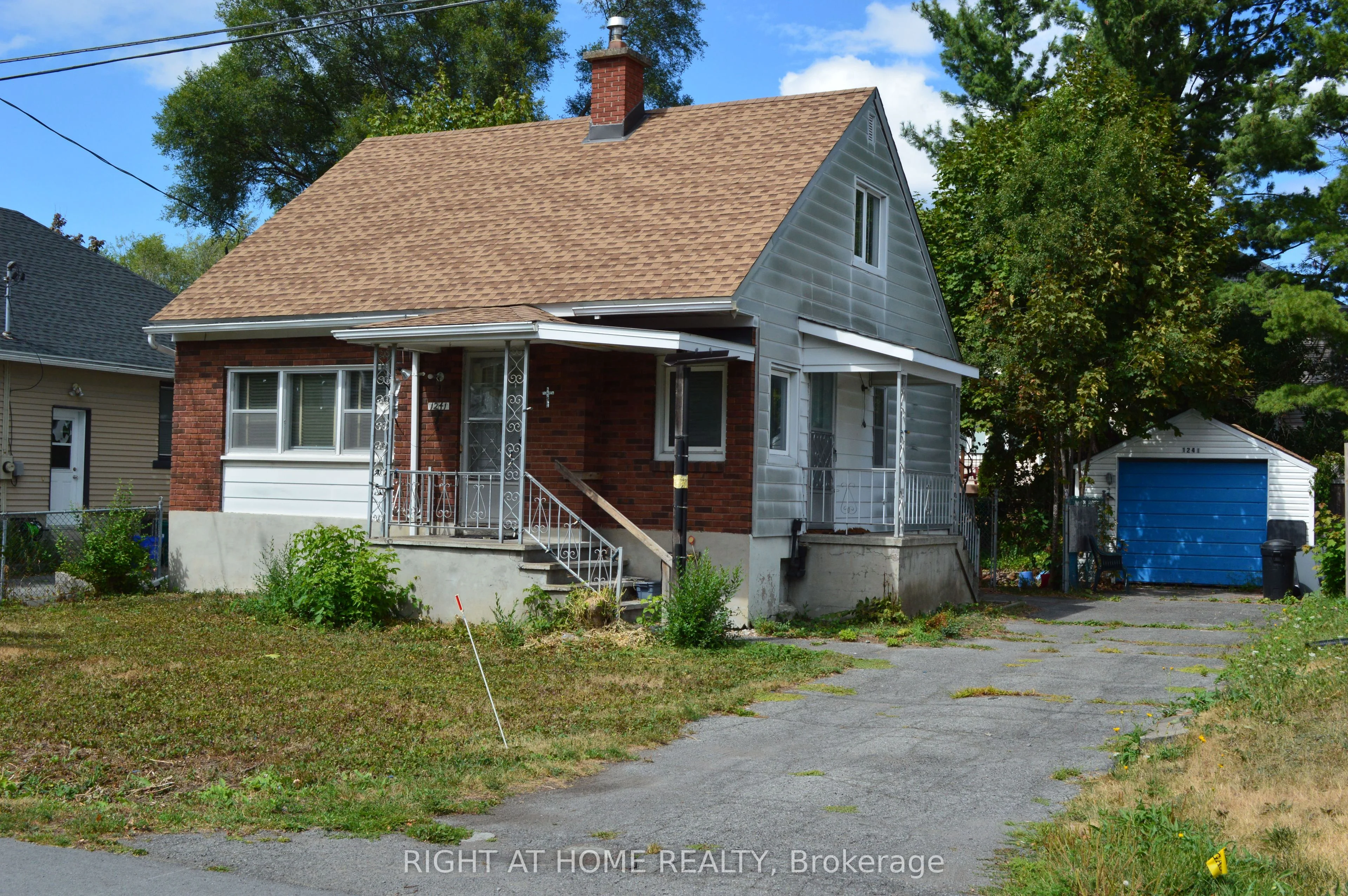 1241 Collins Avenue, Hunt Club - South Keys and Area, ON K1V 6C9