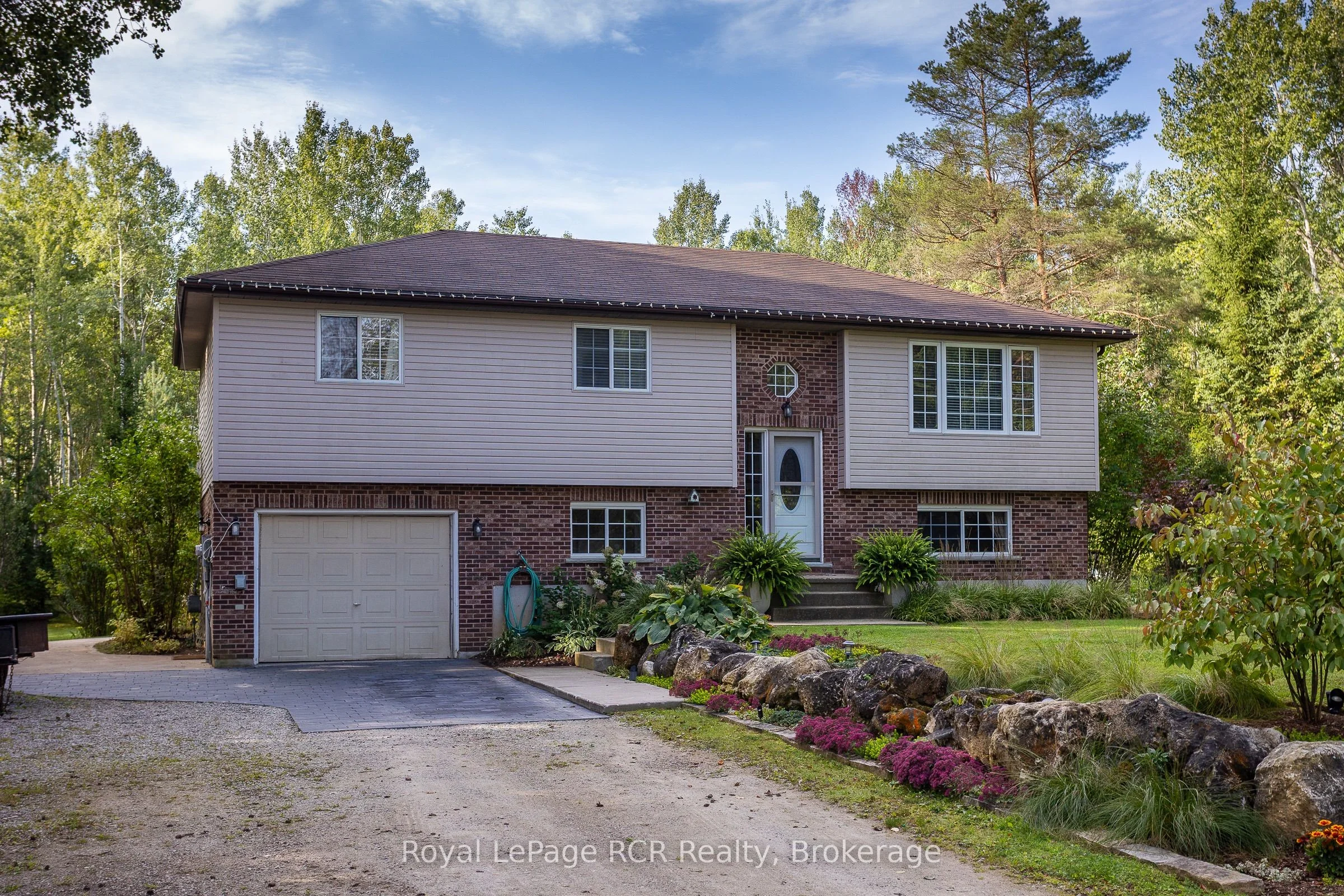 876 27th Street W, Georgian Bluffs, ON N4K 6V5