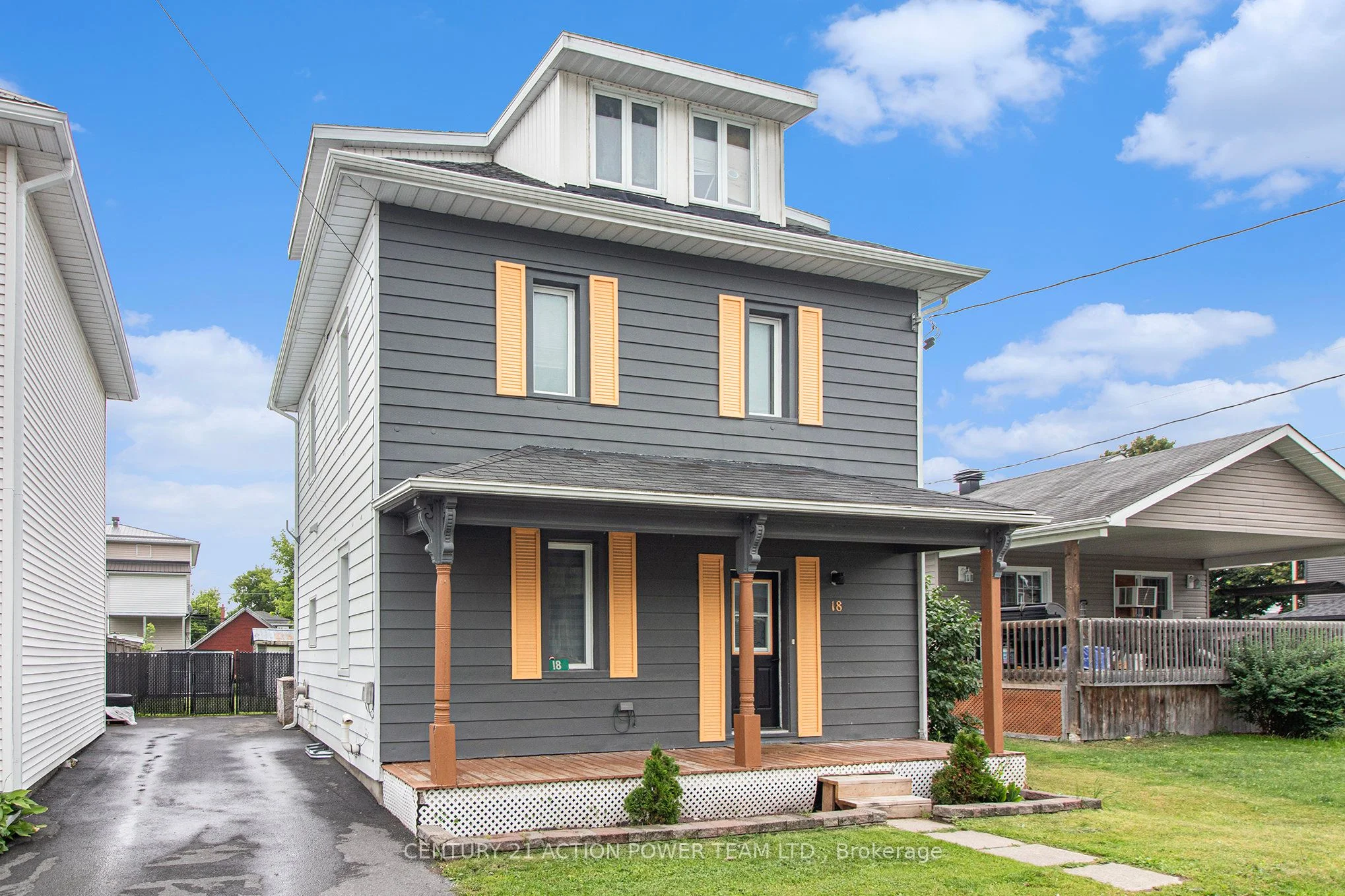 18 George St Street W, North Stormont, ON K0A 1R0