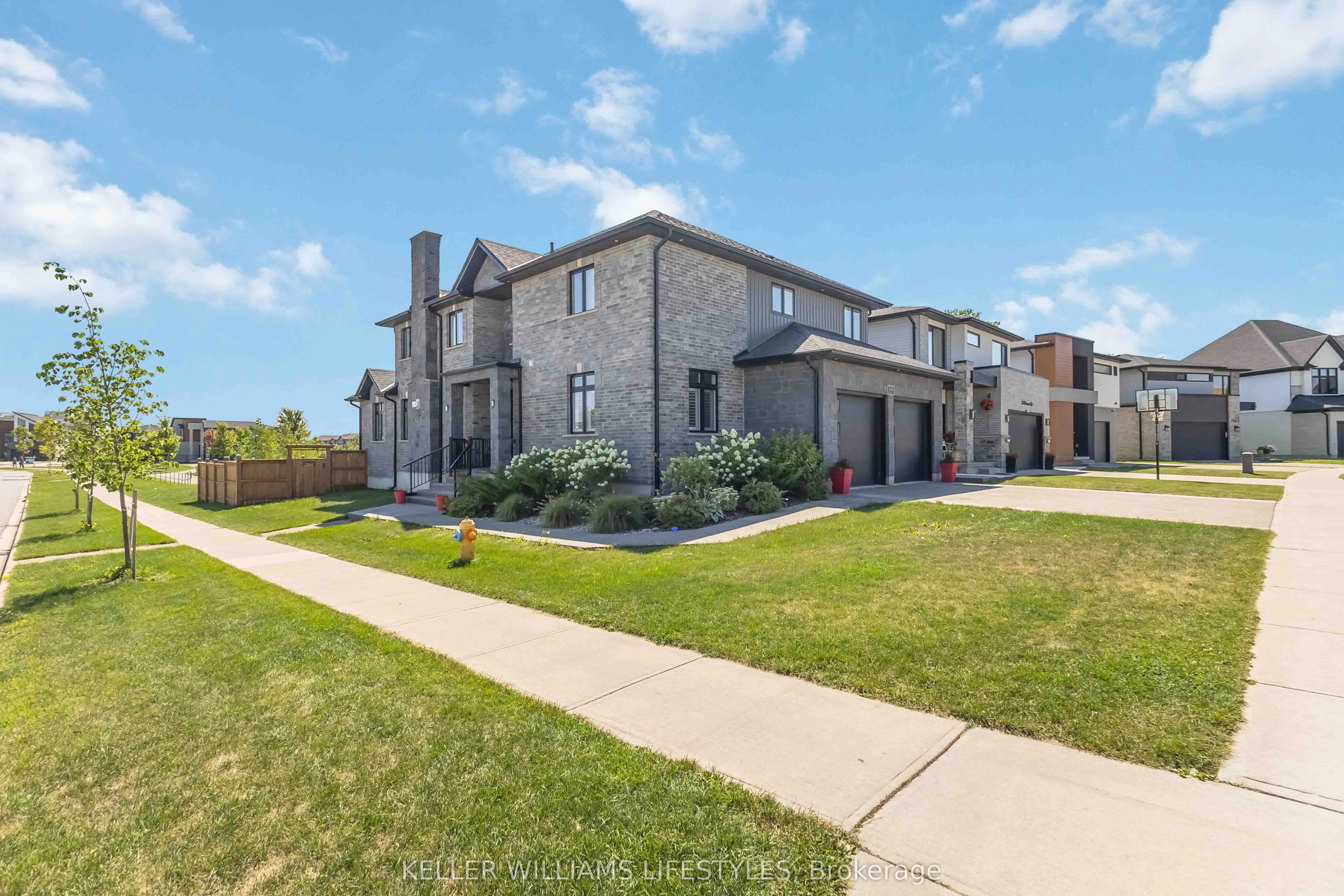 2849 Heardcreek Trail, London North, On N6g 0w1