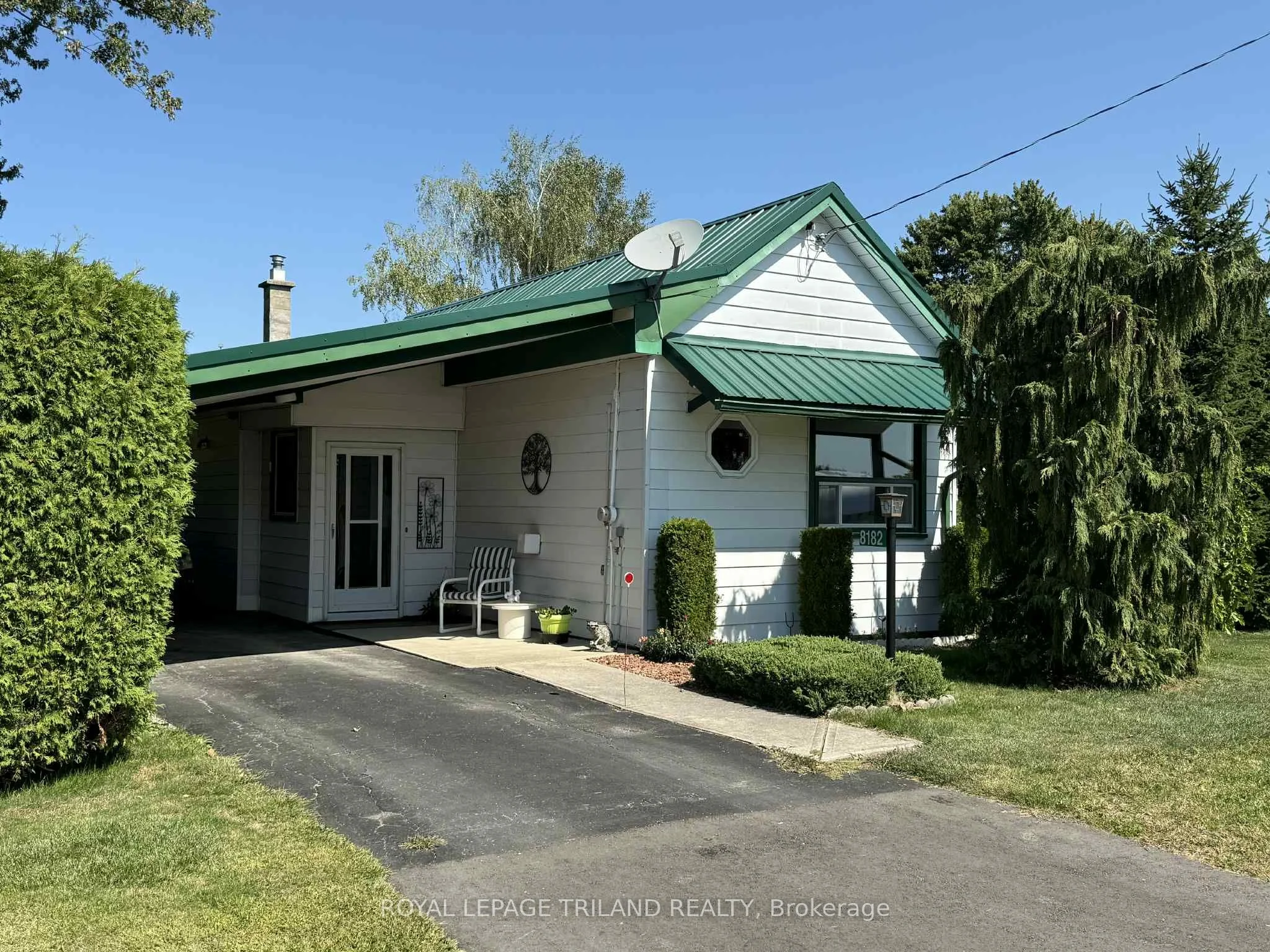8182 Ravenswood Line, Lambton Shores, ON N0M 2N0