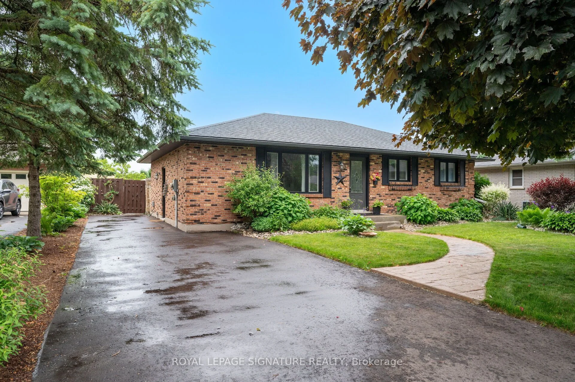 3 Kamps Crescent, Tillsonburg, On N4g 5h8