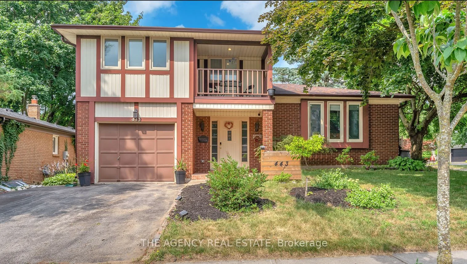 443 Grand View Avenue, London South, ON N6K 2T4