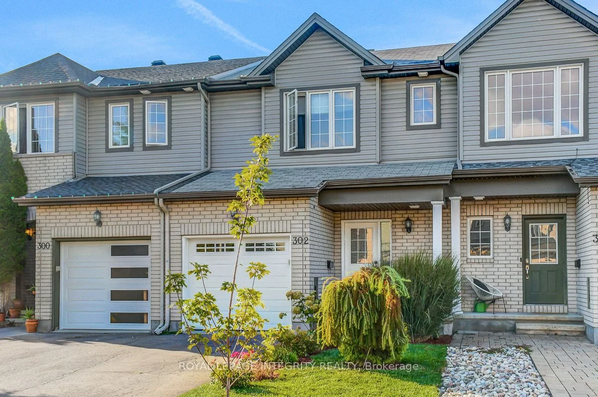 302 Brigitta Street, Kanata, ON K2S 0H8