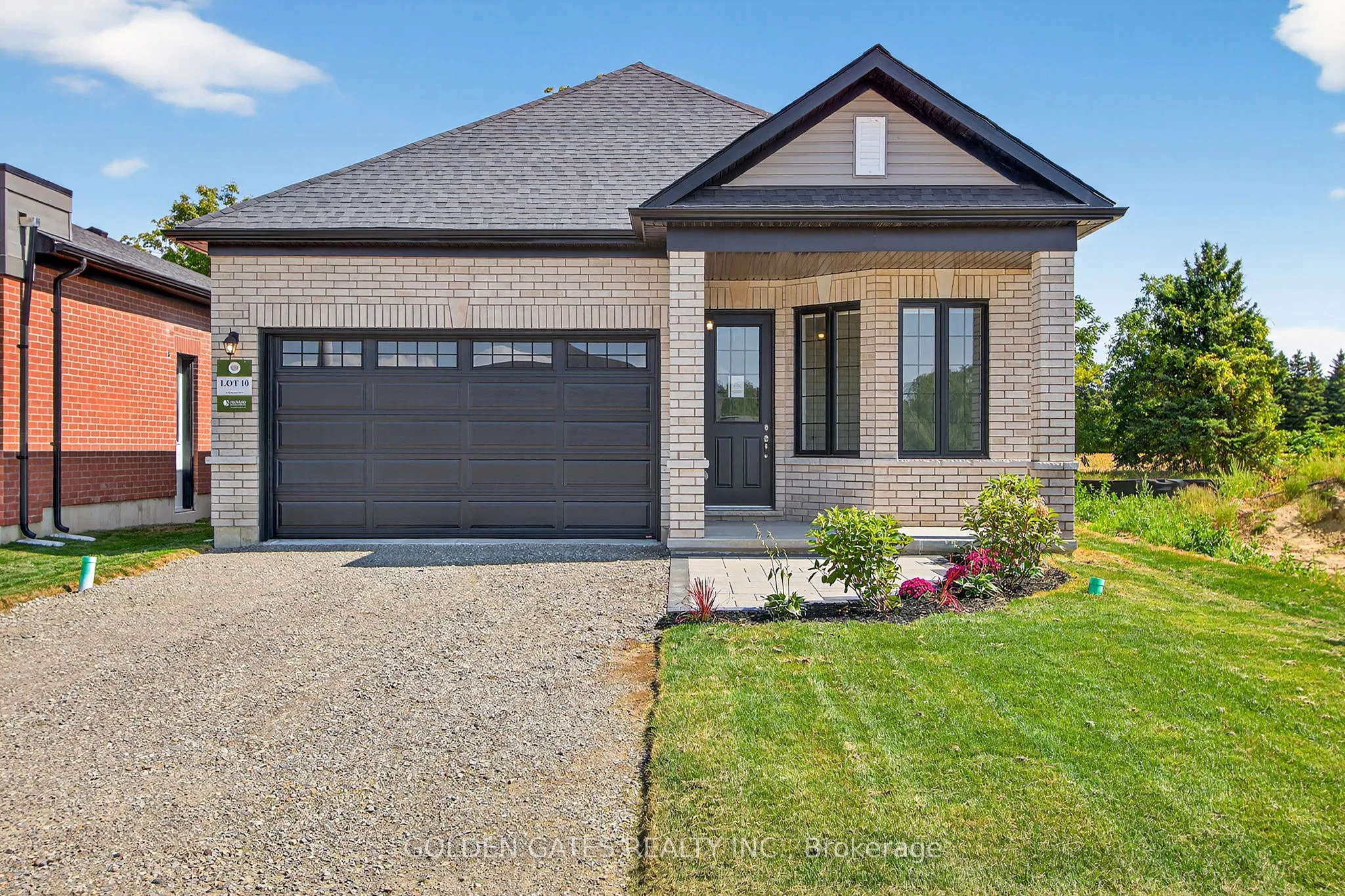 47 Burgess Crescent, Tillsonburg, ON N4G 0L8