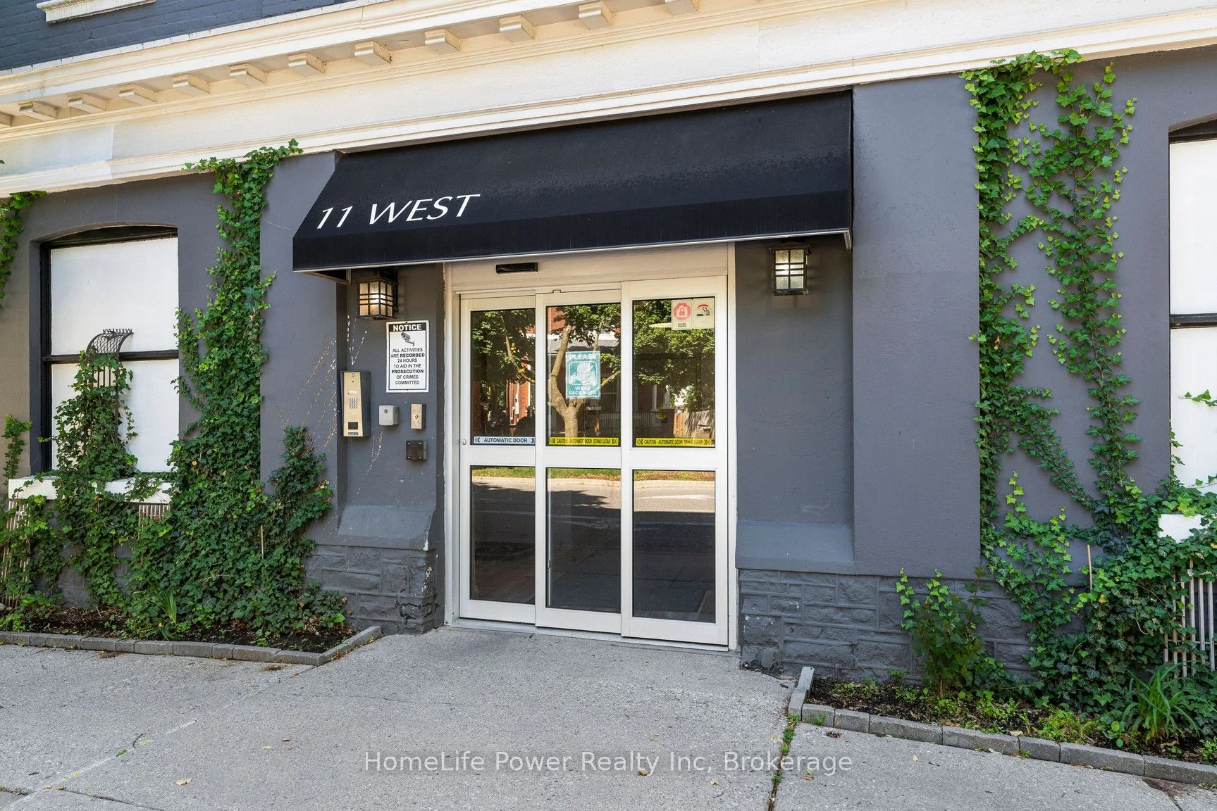 11 West Street 405, Brantford, ON N3T 3E4