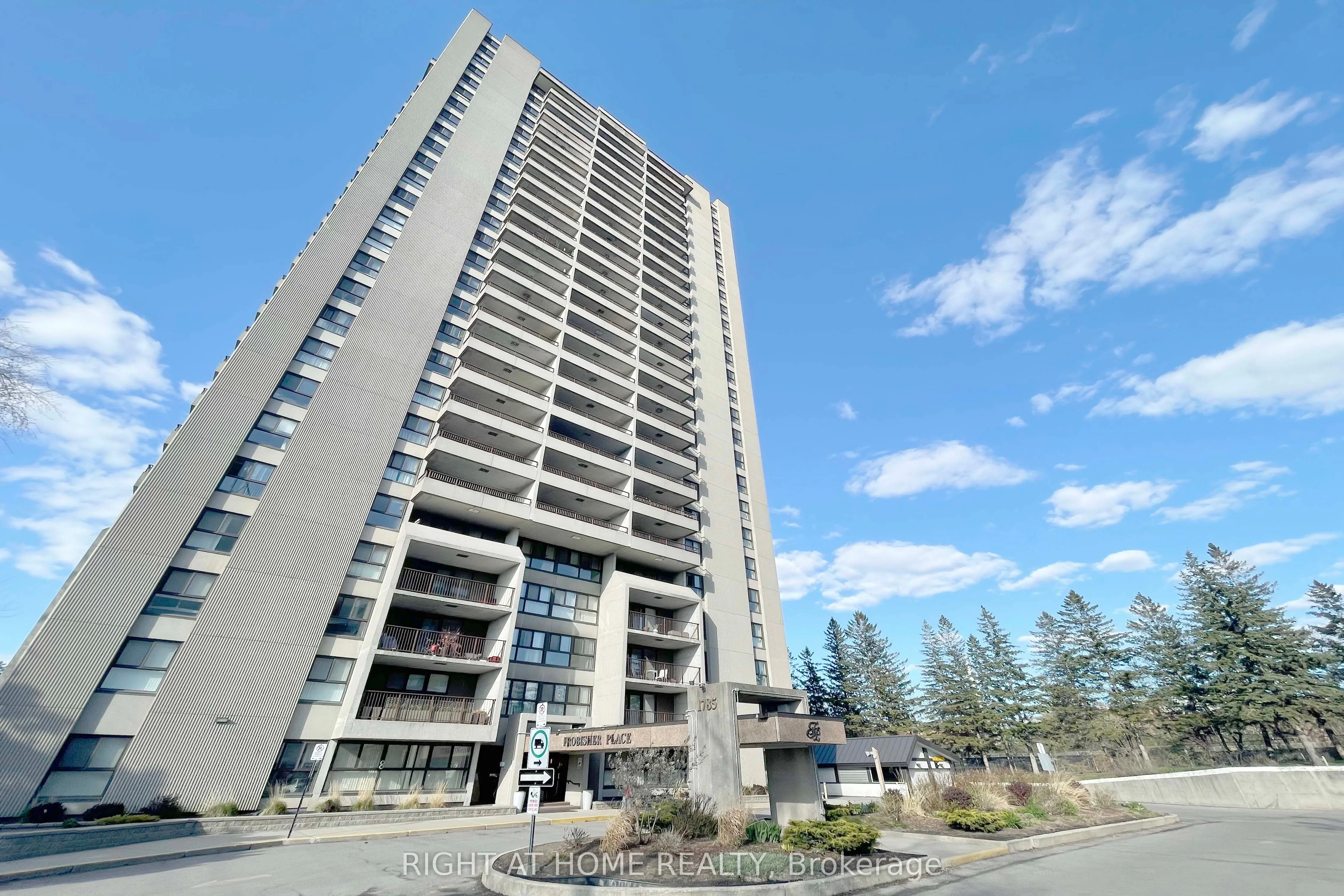 1785 Frobisher Lane 1705, Alta Vista And Area, On K1g 3t7