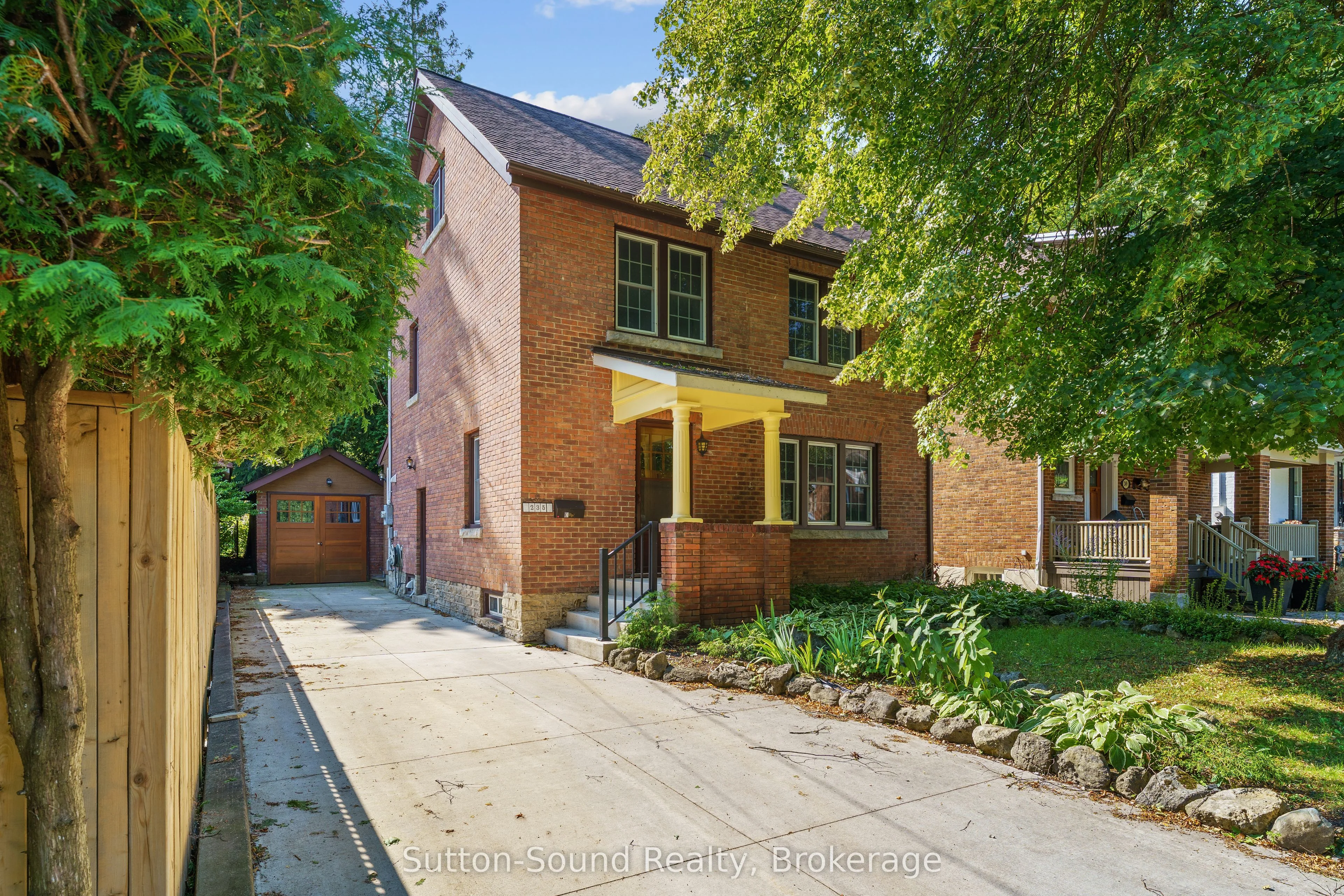235 7th Street W, Owen Sound, ON N4K 3L3