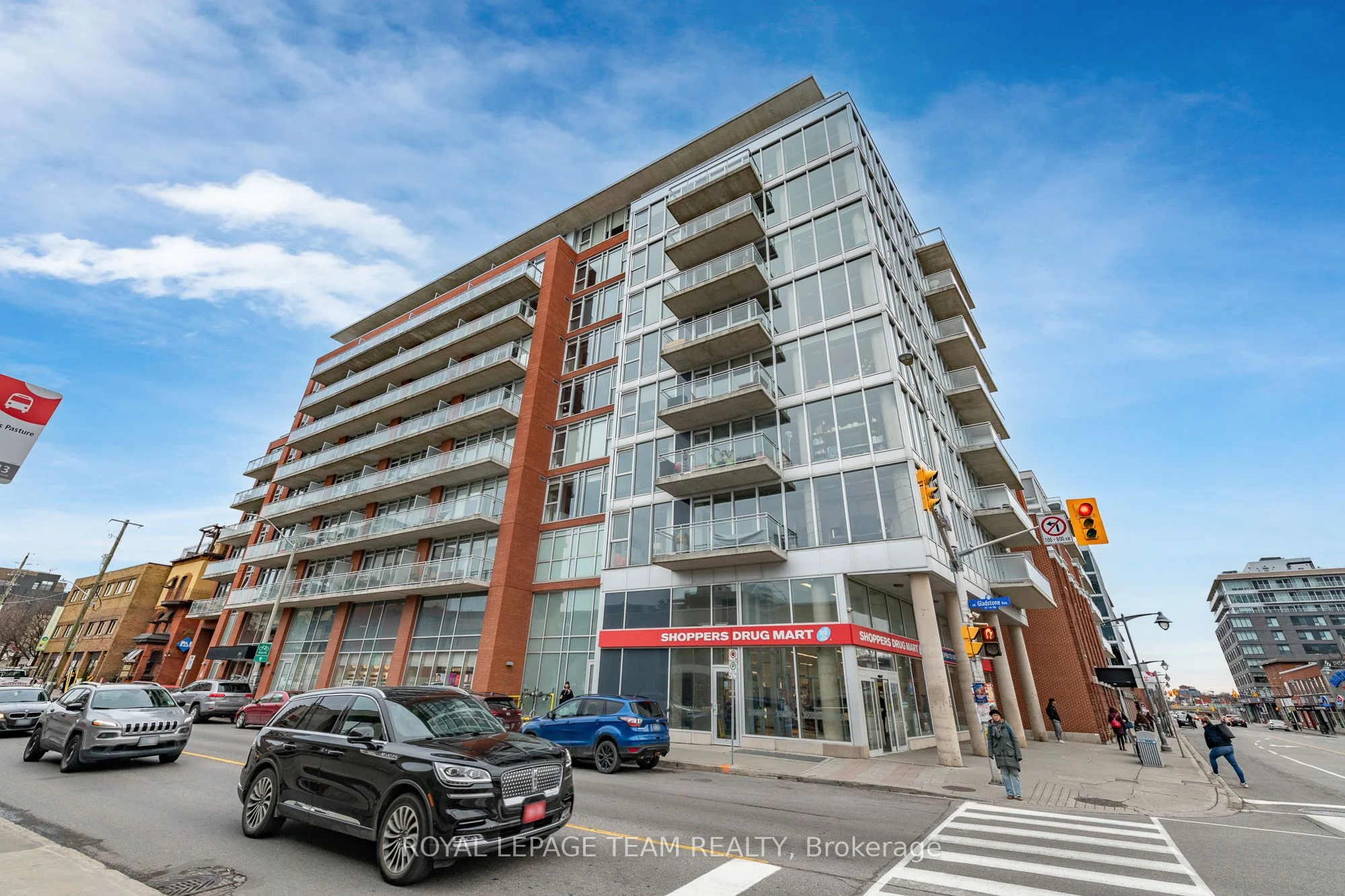 354 Gladstone Avenue 813, Ottawa Centre, On K2p 0r4
