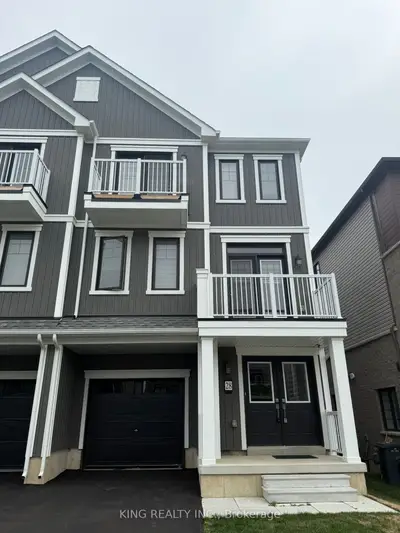Att/Row/Townhouse in Haldimand