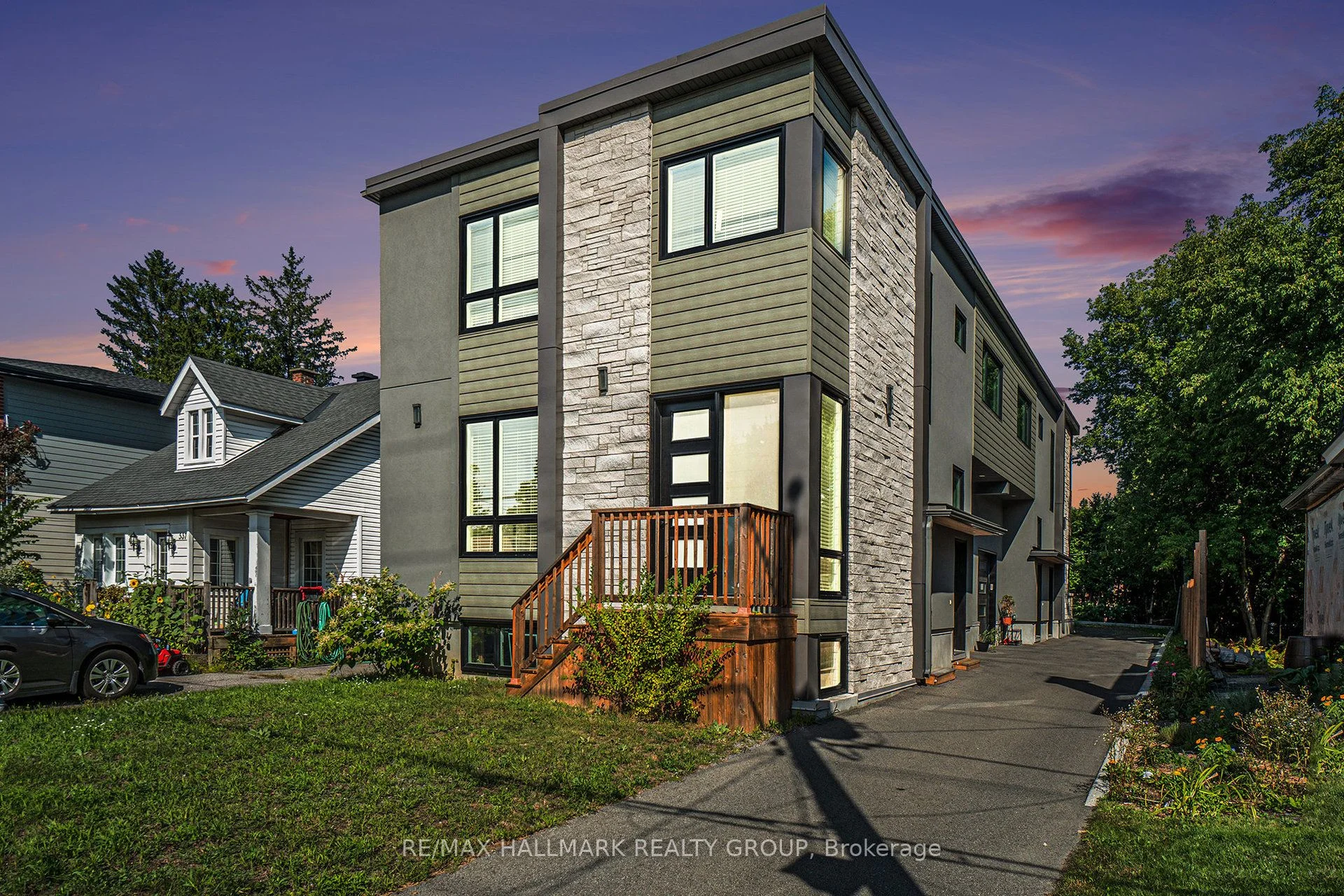 539 A Broadhead Avenue, Westboro - Hampton Park, ON K1Z 5R9