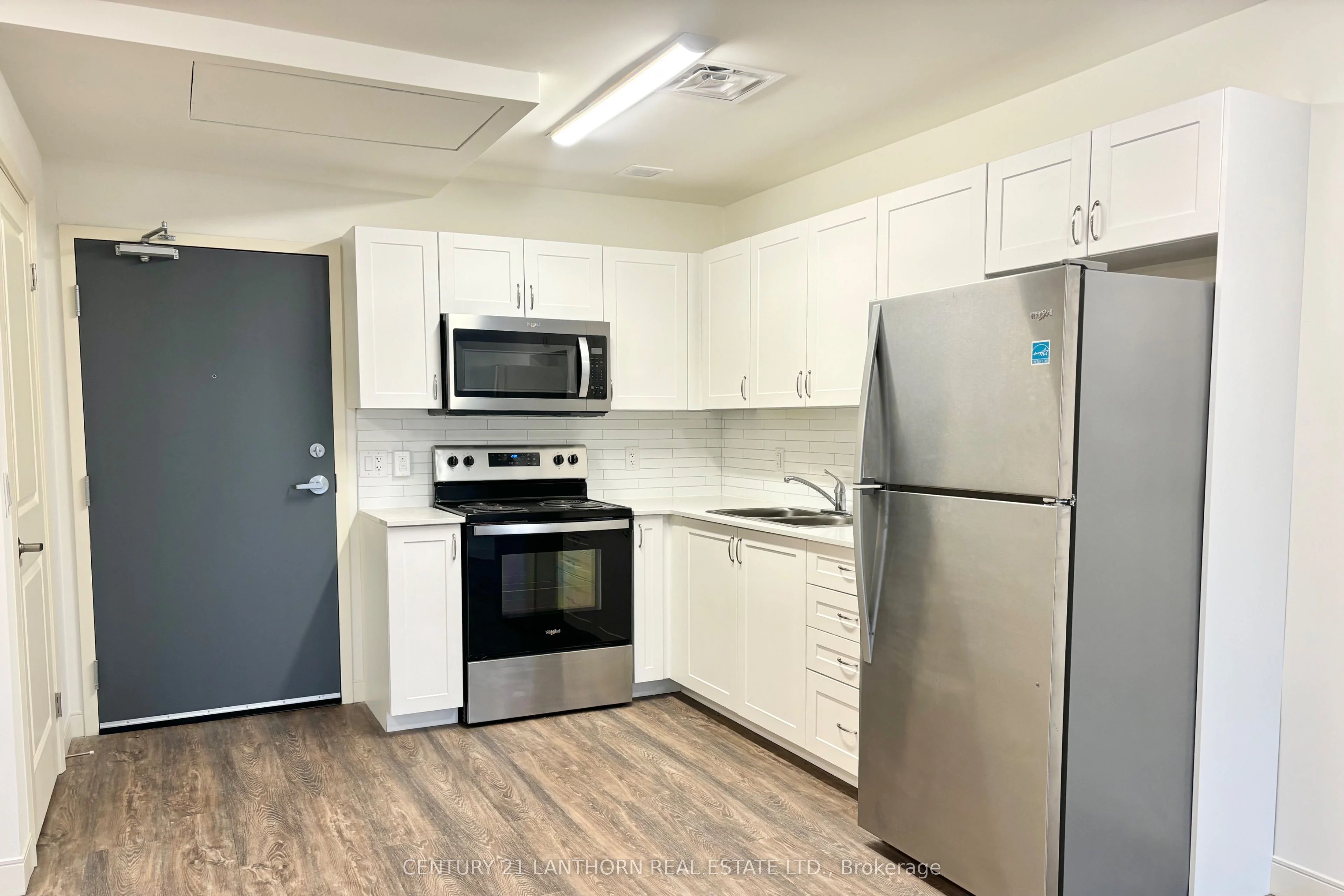 135 Station Street S 218, Belleville, ON K8N 2S9