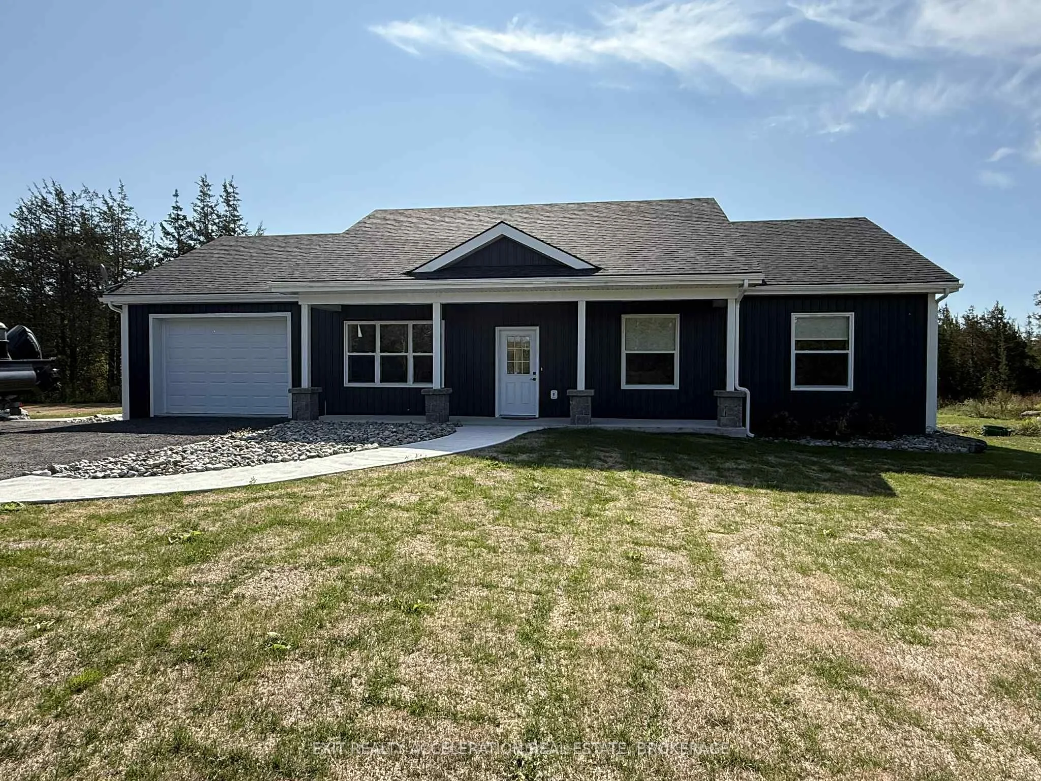 842 County Road 9 , Greater Napanee, ON K7R 3K8