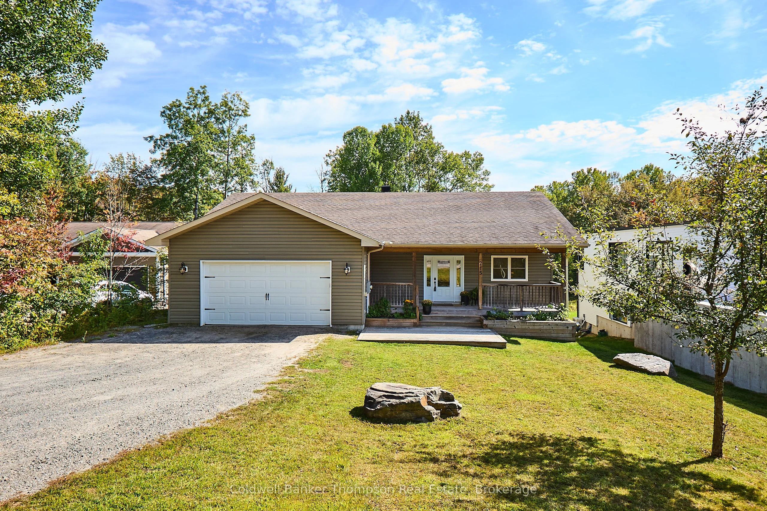 215 Town Line Road W, Huntsville, ON P1H 1S7