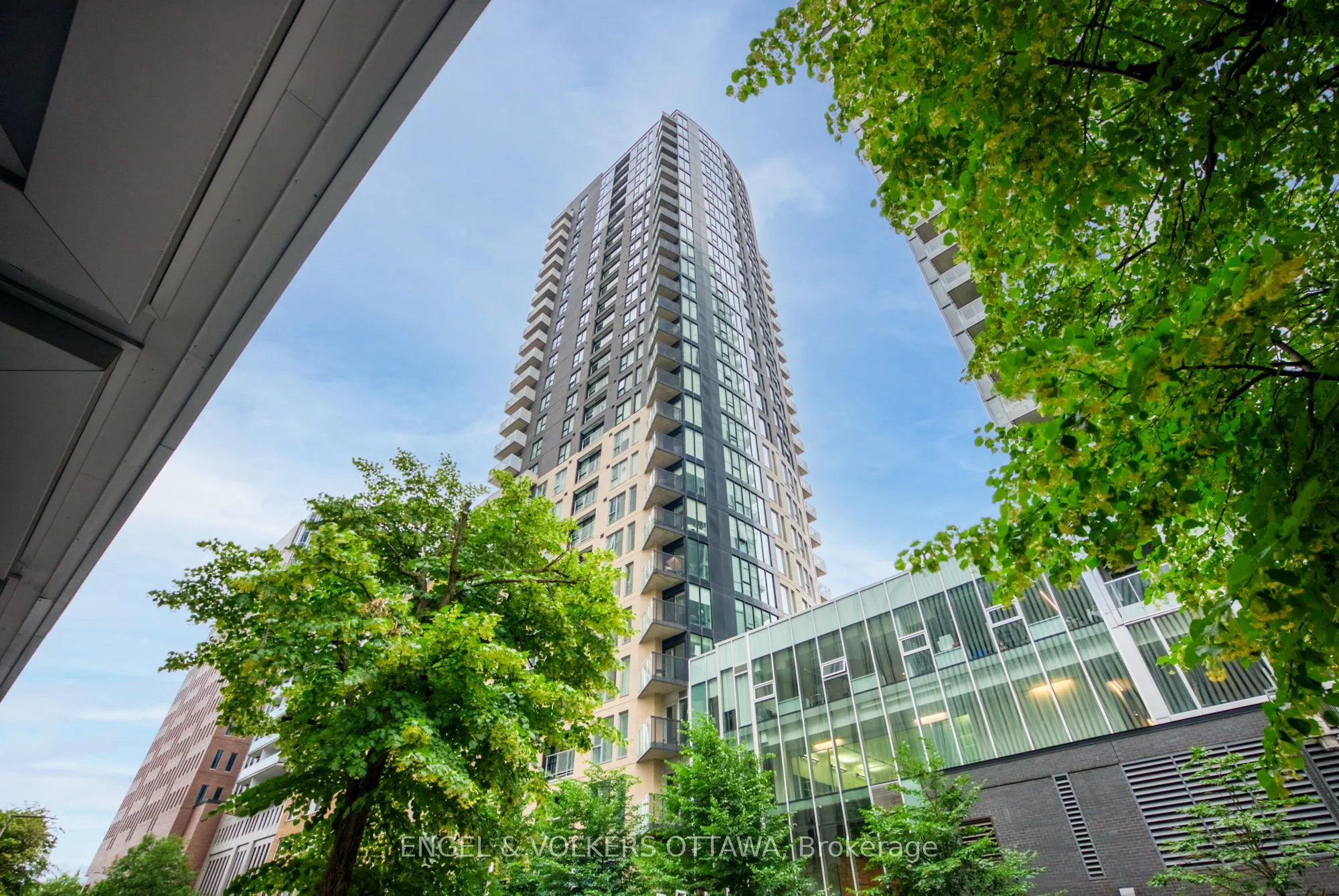 40 Nepean Street 707, Ottawa Centre, On K2p 0x5