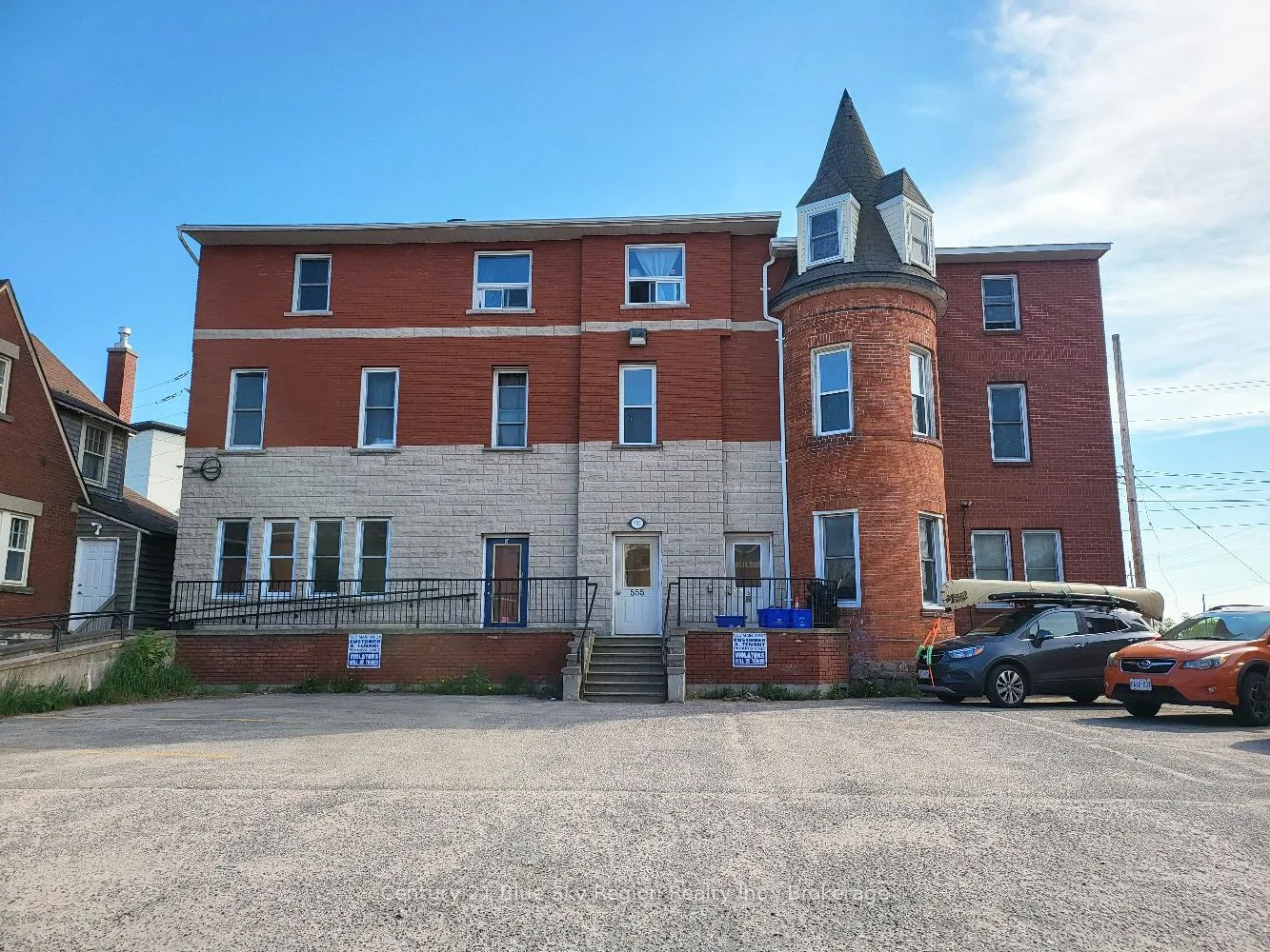 555 Main Street W, North Bay, ON P1B 2V3