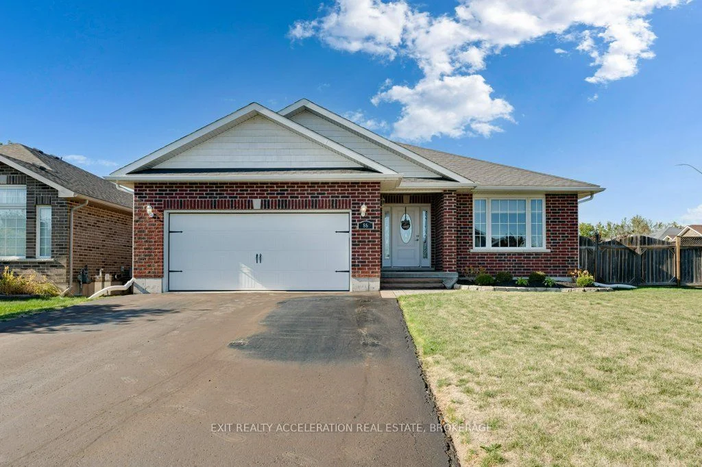 86 Hartwood Crescent, Greater Napanee, ON K7R 0A8