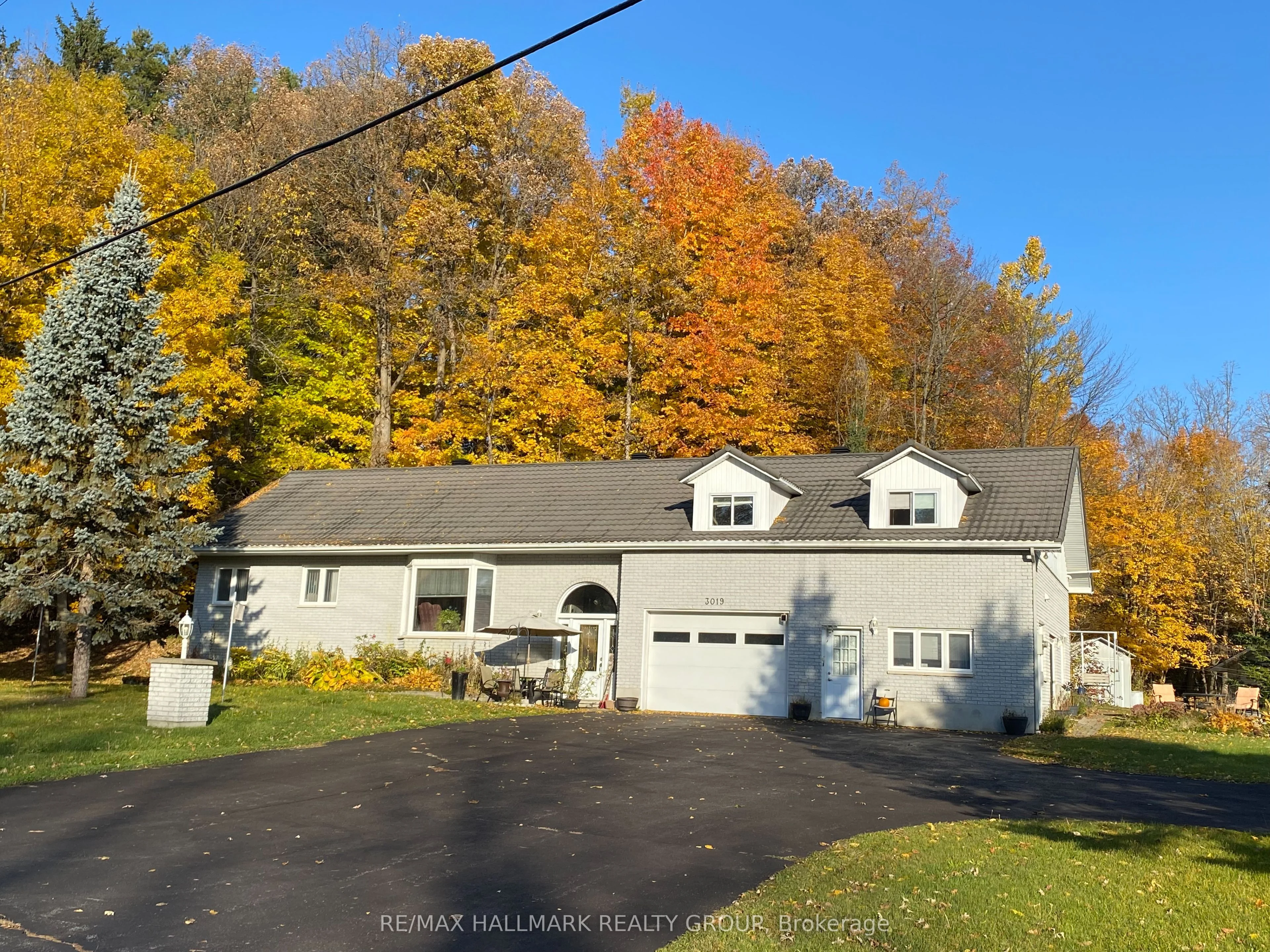 3019 OLD MONTREAL Road A, Orleans - Cumberland and Area, ON K4C 1A9