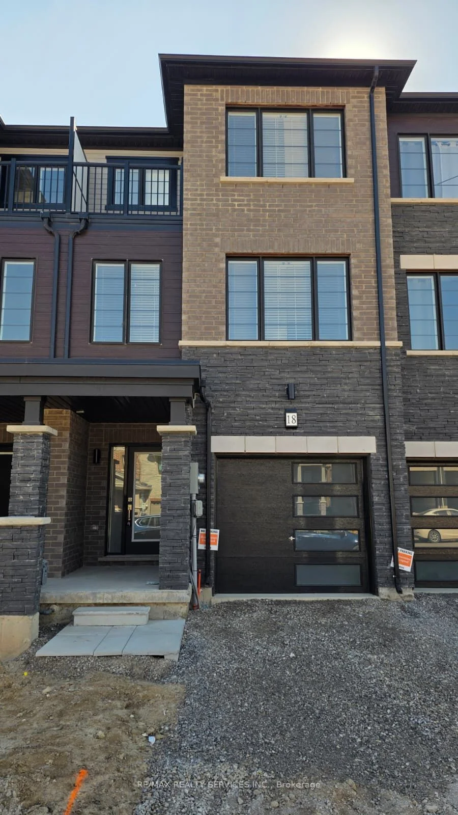 18 Hine Road, Brantford, ON N3T 0W5