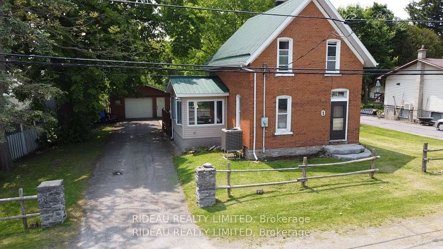 1 Mountain Road, Westport, On K0g 1x0