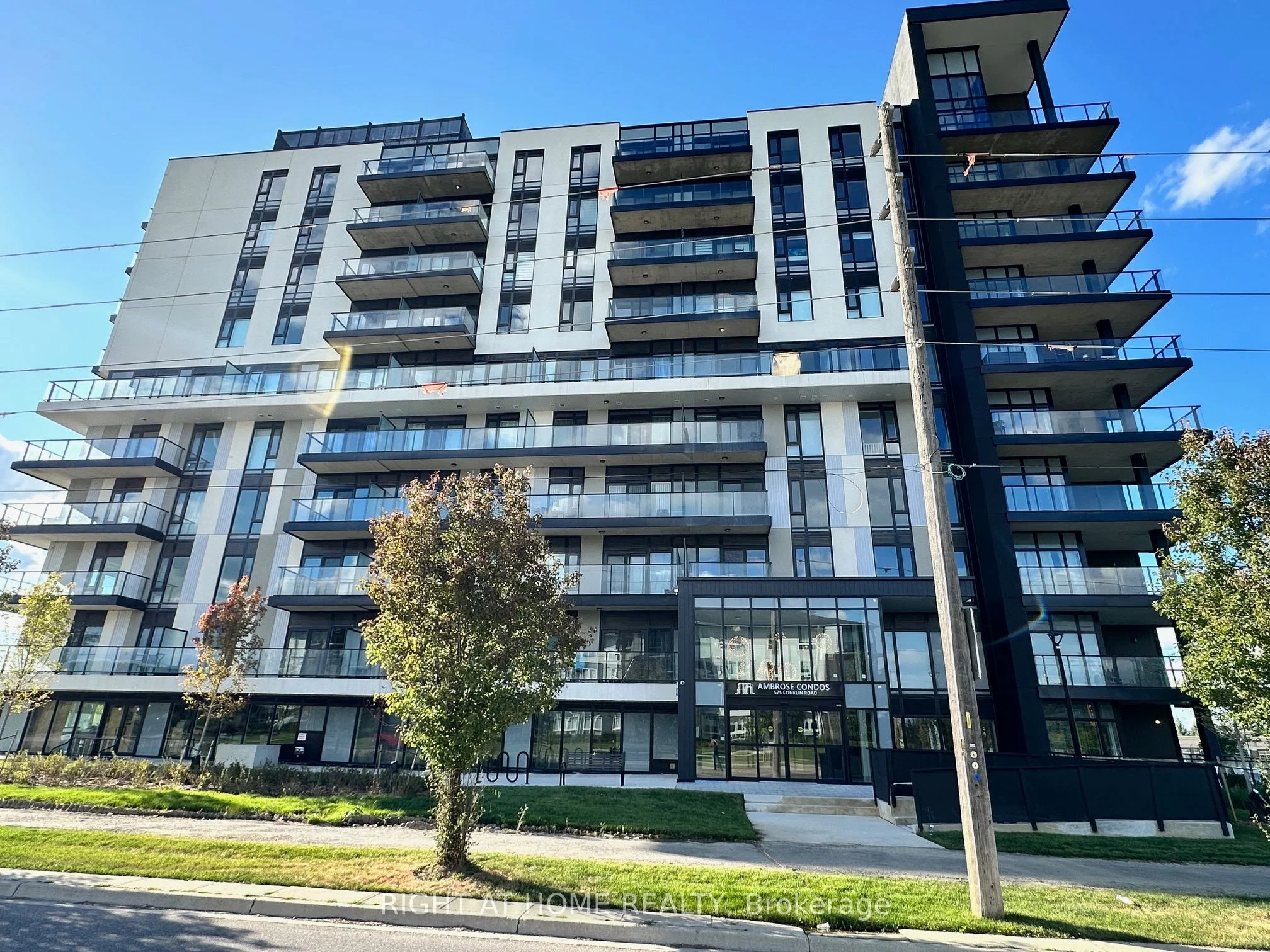 575 Conklin Road 1027, Brantford, ON N3T 5L5