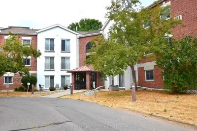 Condo Apartment in Peterborough