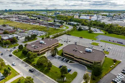 20 Colonnade Road, Cityview - Parkwoods Hills - Rideau Shore, ON K2E 7M6