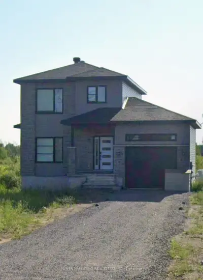 Detached in Montague