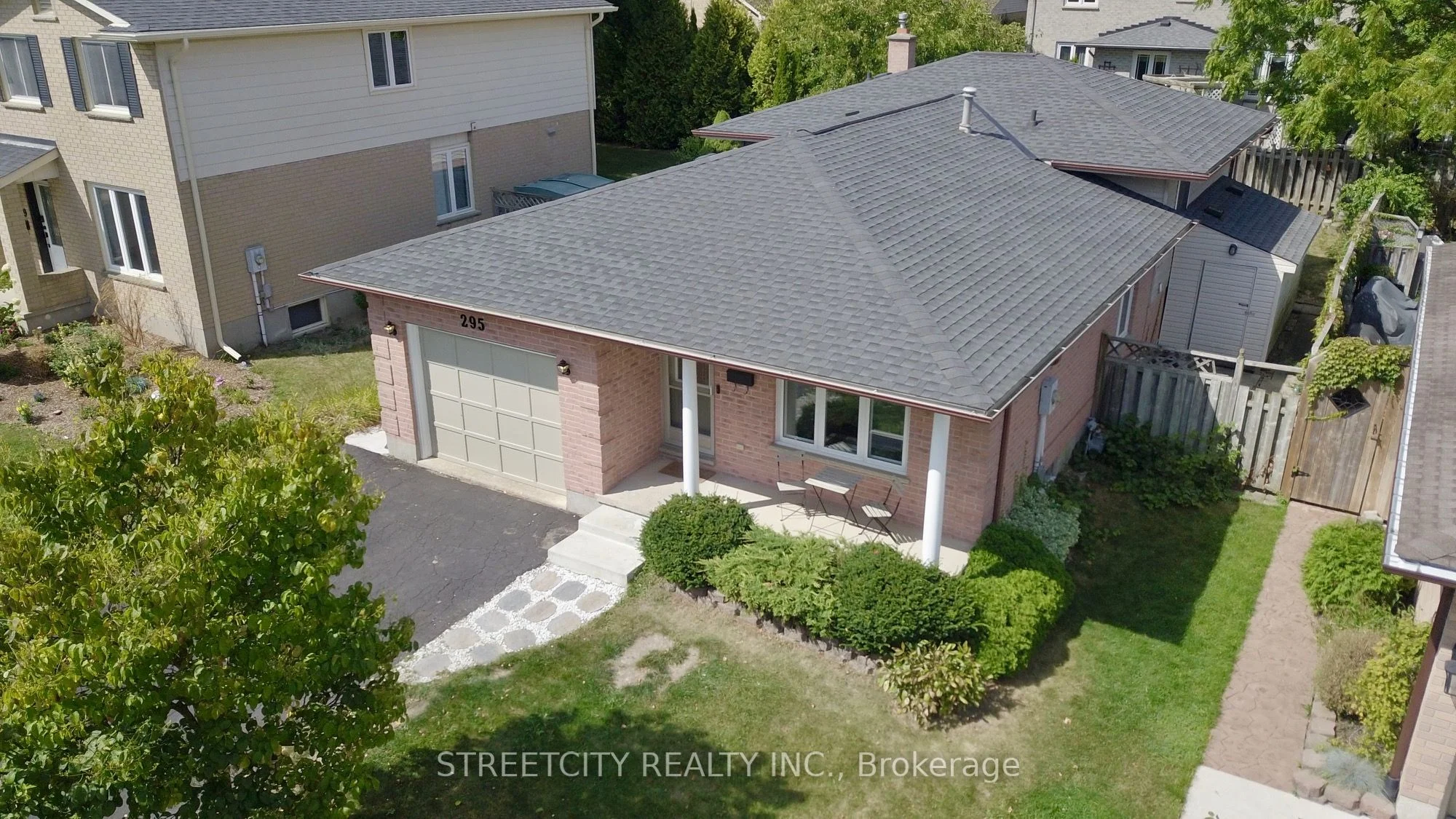295 Walmer Grove, London North, On N6g 4g9