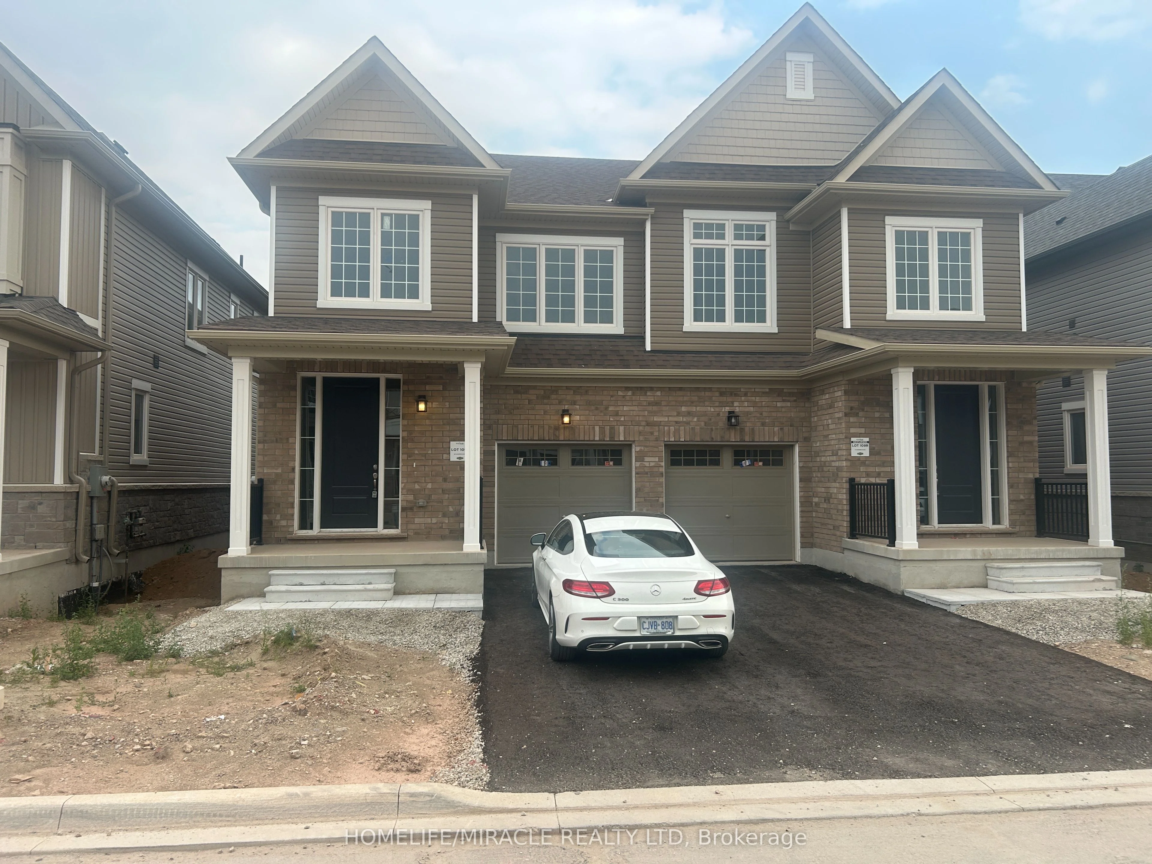 Semi-Detached in Erin
