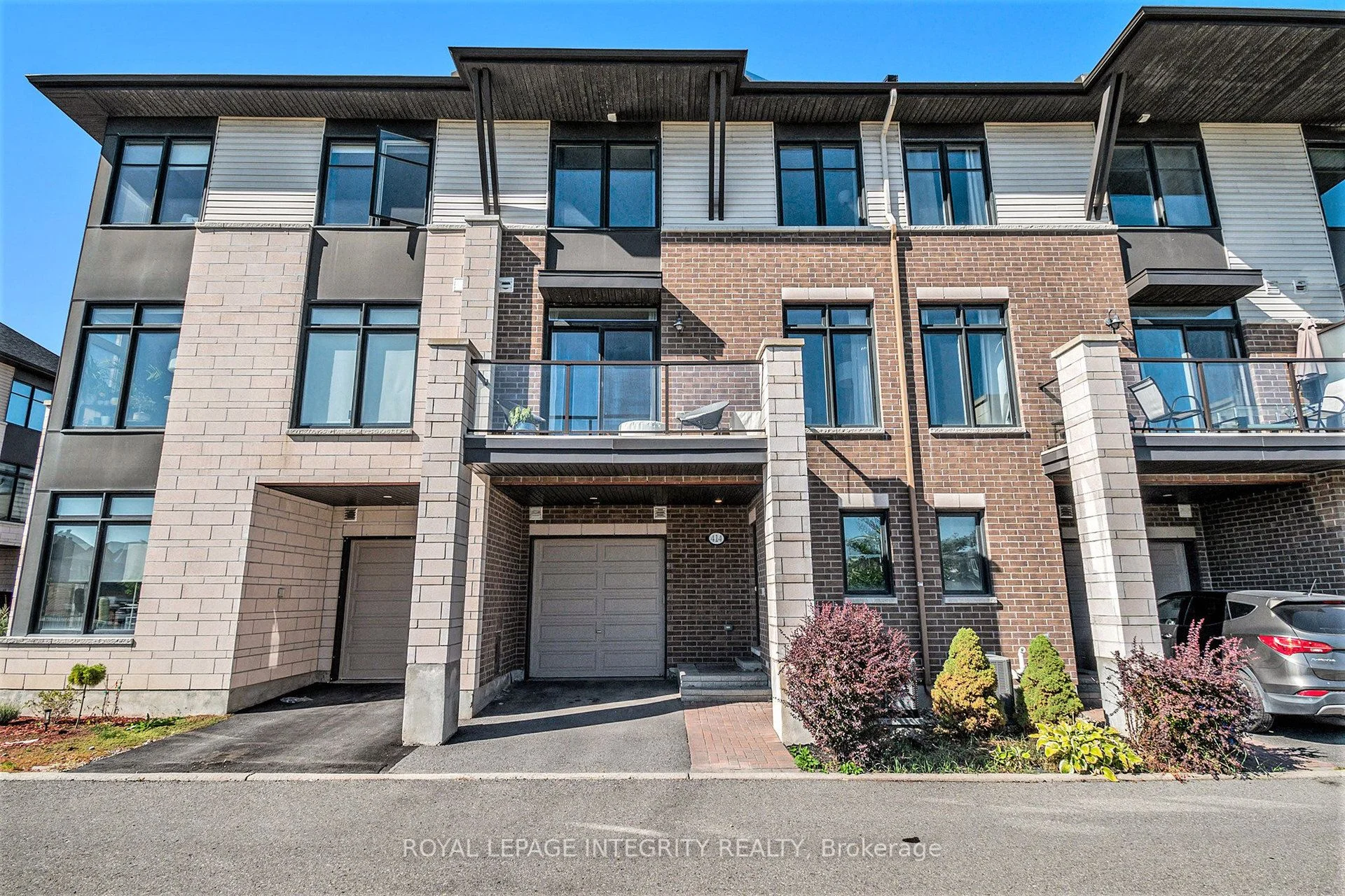 414 Chaperal Private, Orleans - Cumberland and Area, ON K4A 0Y2