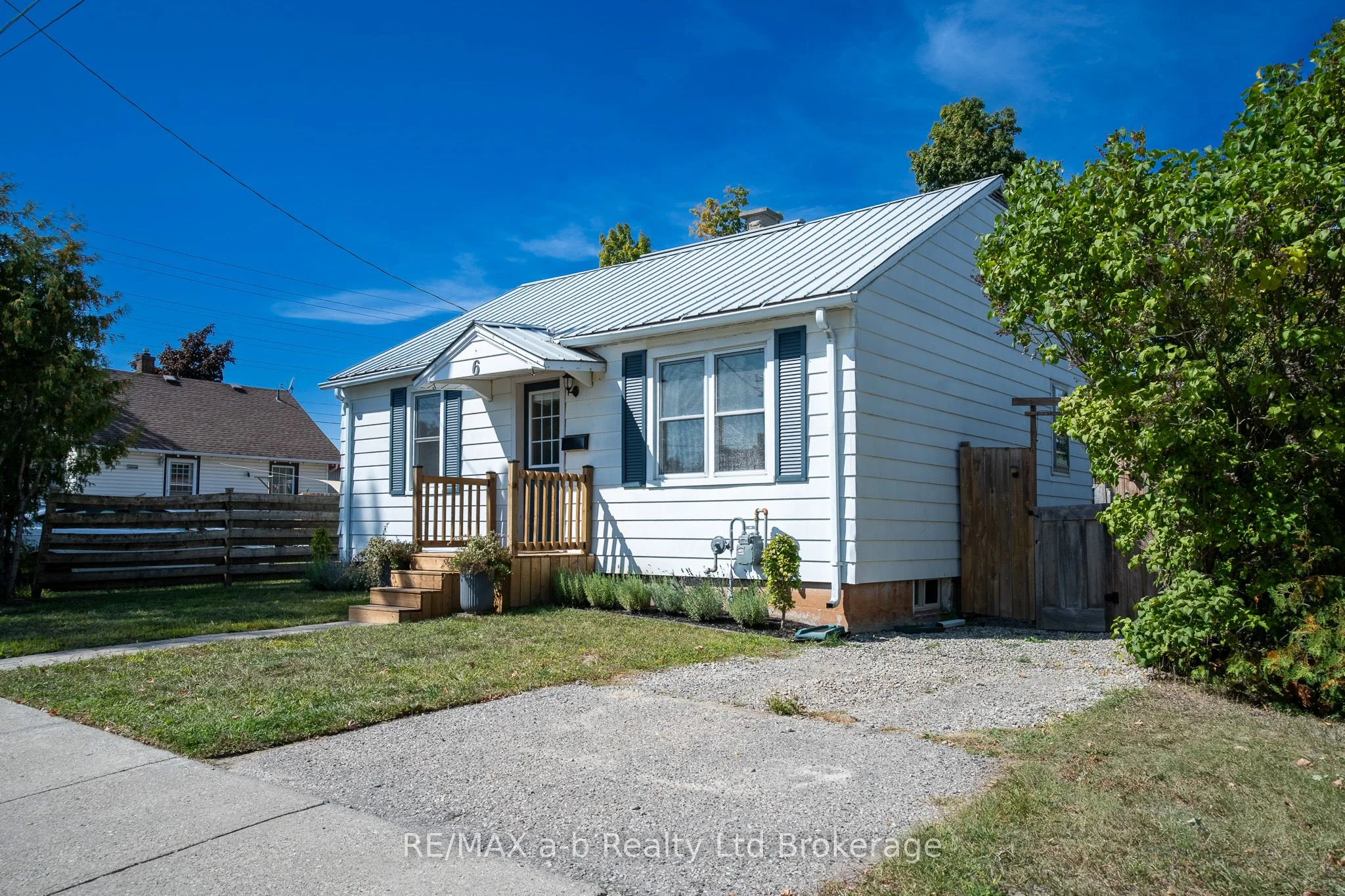 6 RODGERS Street, Tillsonburg, ON N4G 1G2