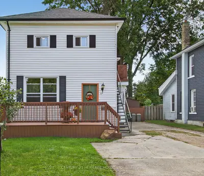 Duplex in St. Thomas