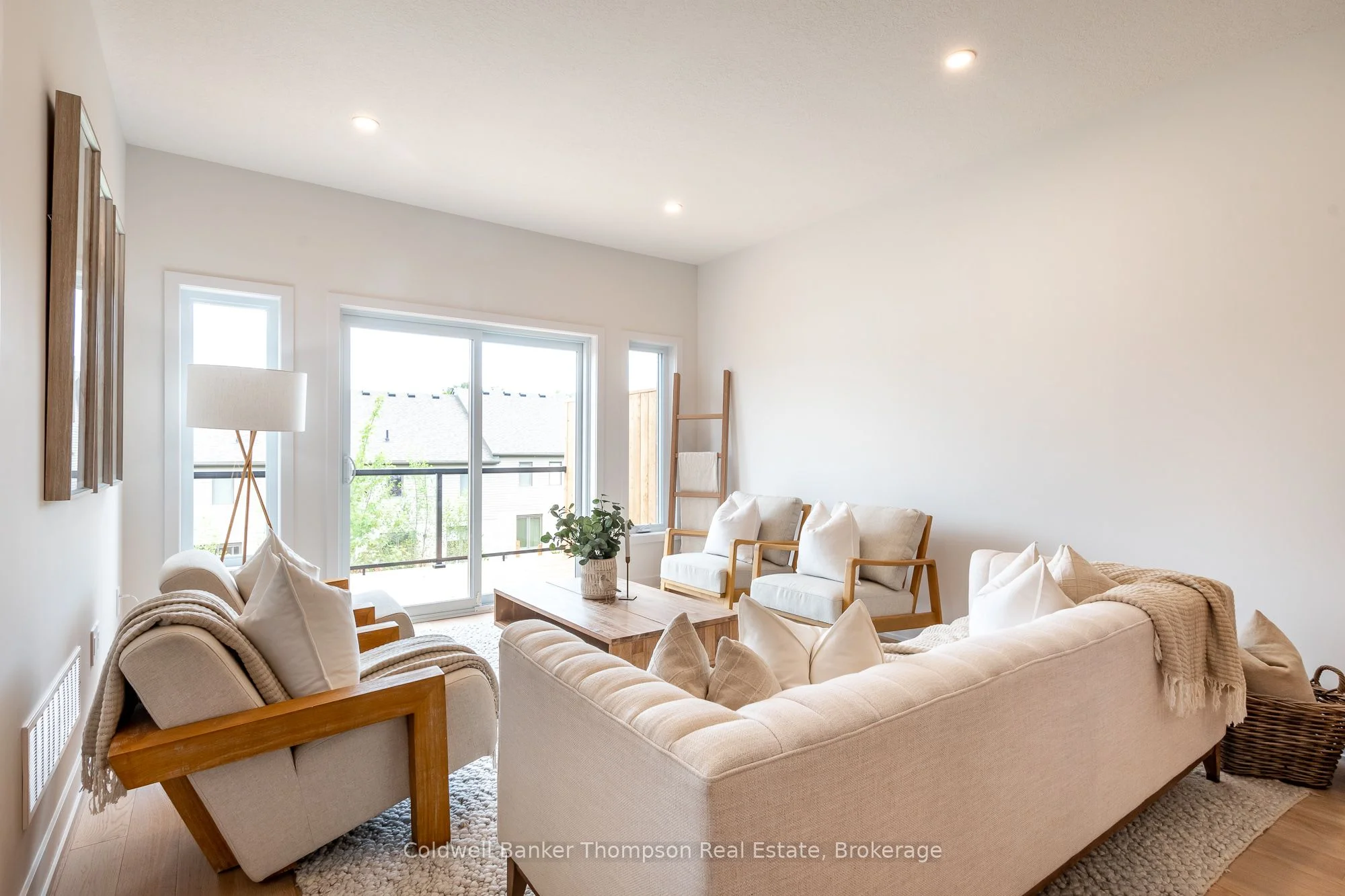 32 Charles Morley Boulevard, Huntsville, On P1h 0g5