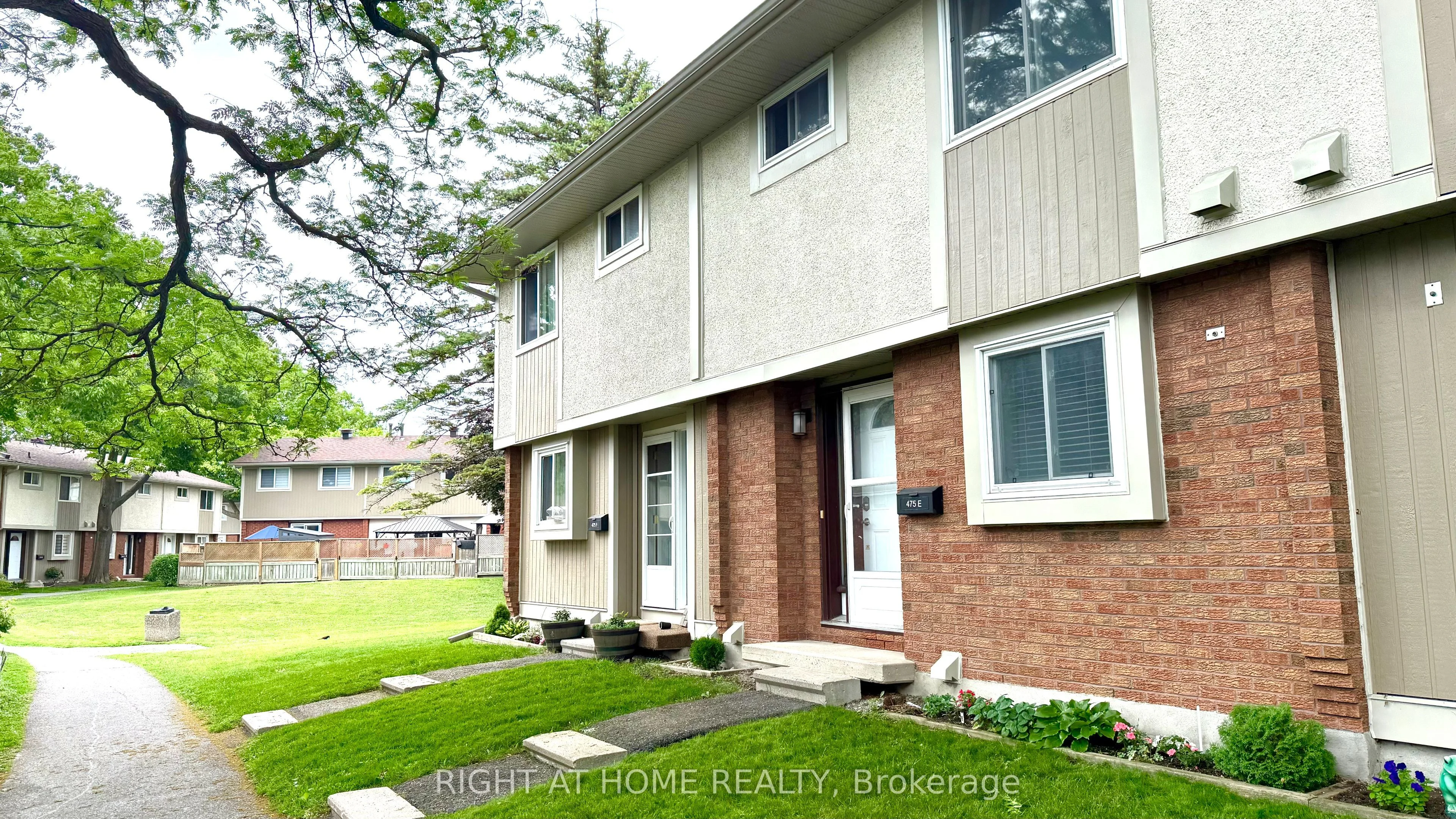 475 MOODIE Drive E, Bells Corners and South to Fallowfield, ON K2H 8T7