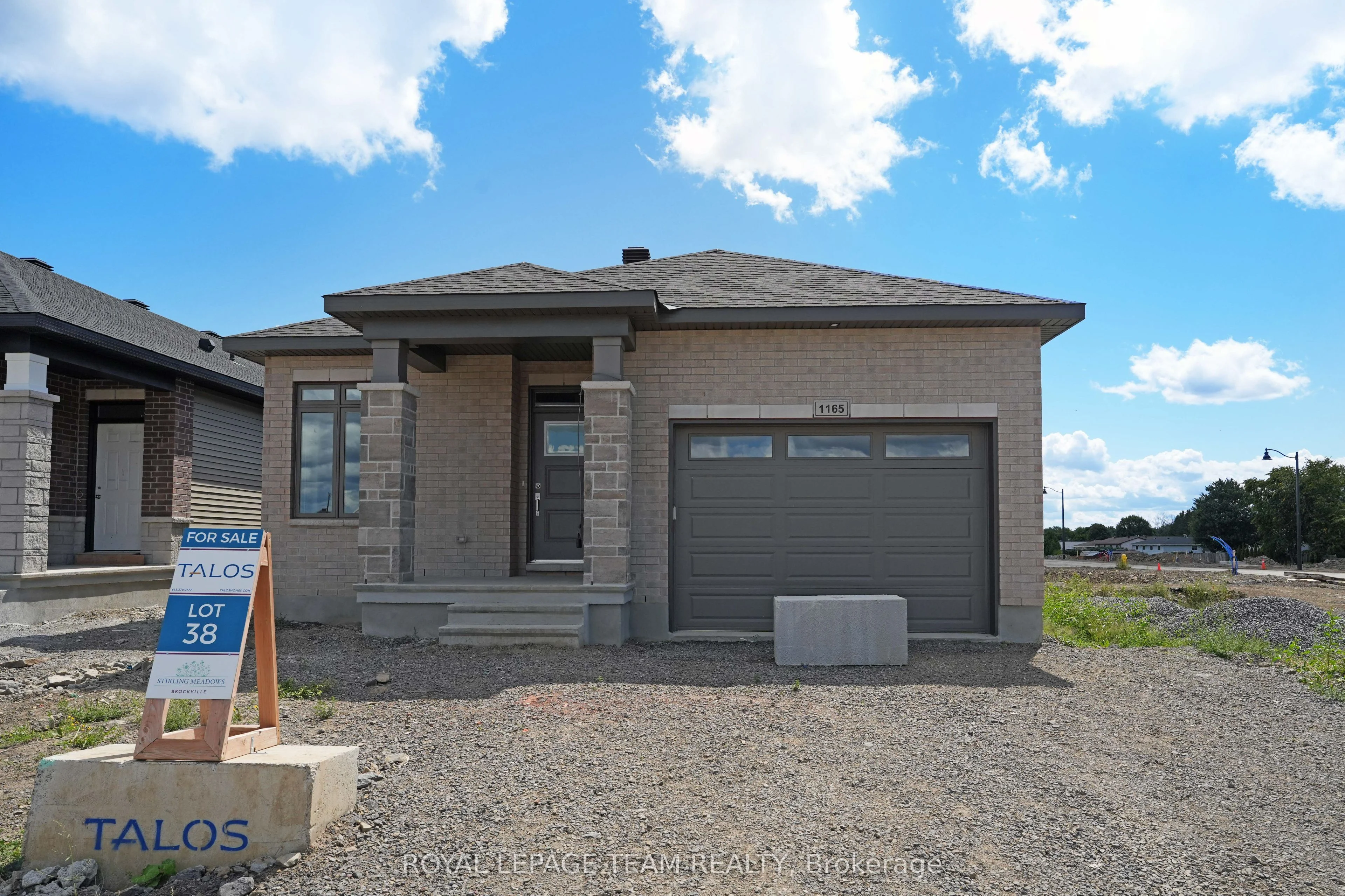 1165 Potter Drive, Brockville, On K6v 0g8