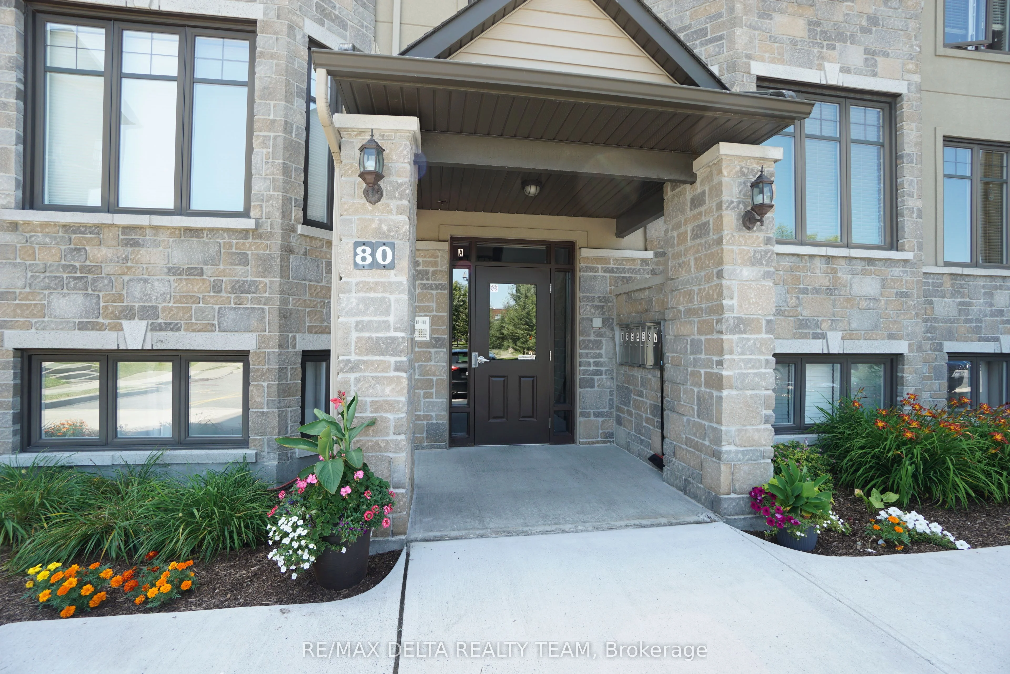 80 PRESTIGE Circle 1, Orleans - Cumberland and Area, ON K4A 0Y1