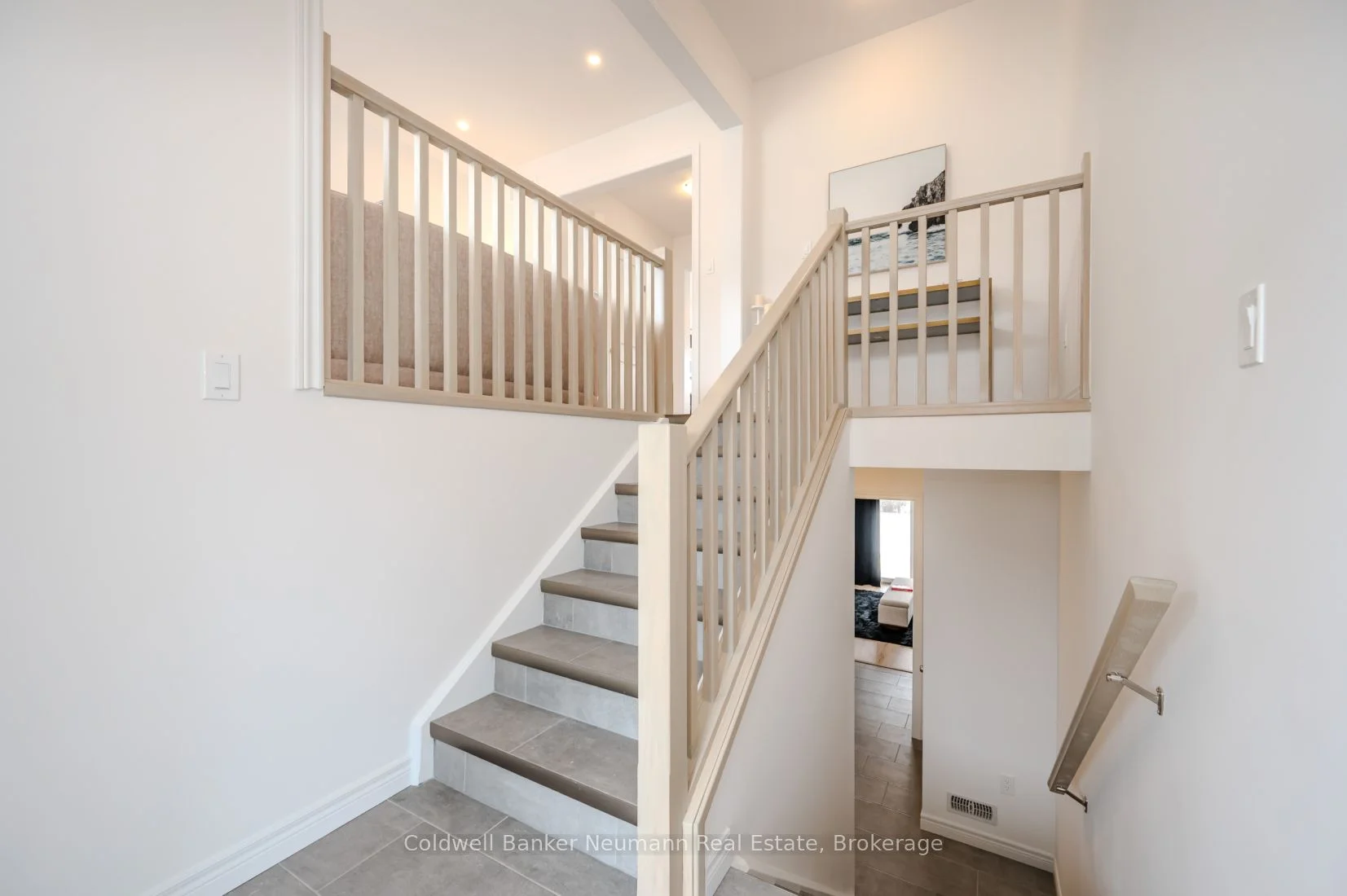 8 Sora Lane, Guelph, On N1e 0t4