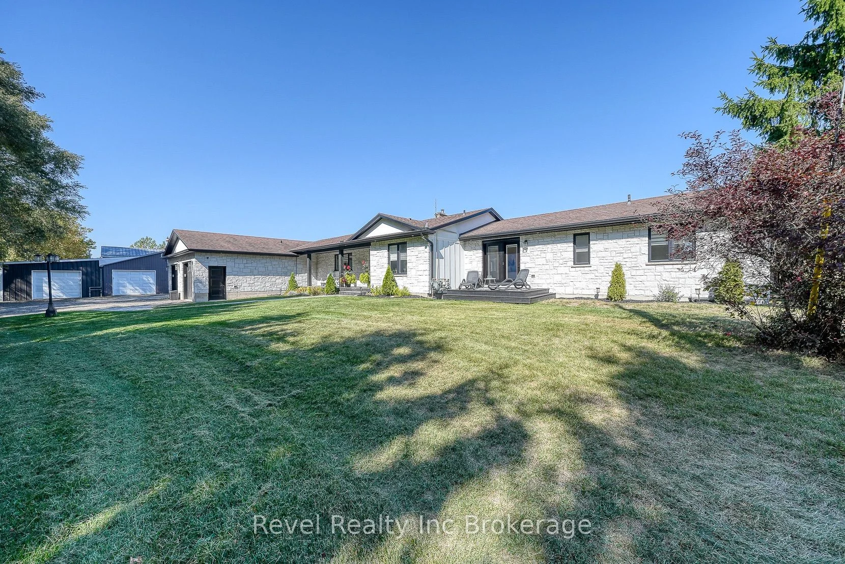 403269 Robinson Road, South-west Oxford, On N5c 3j7