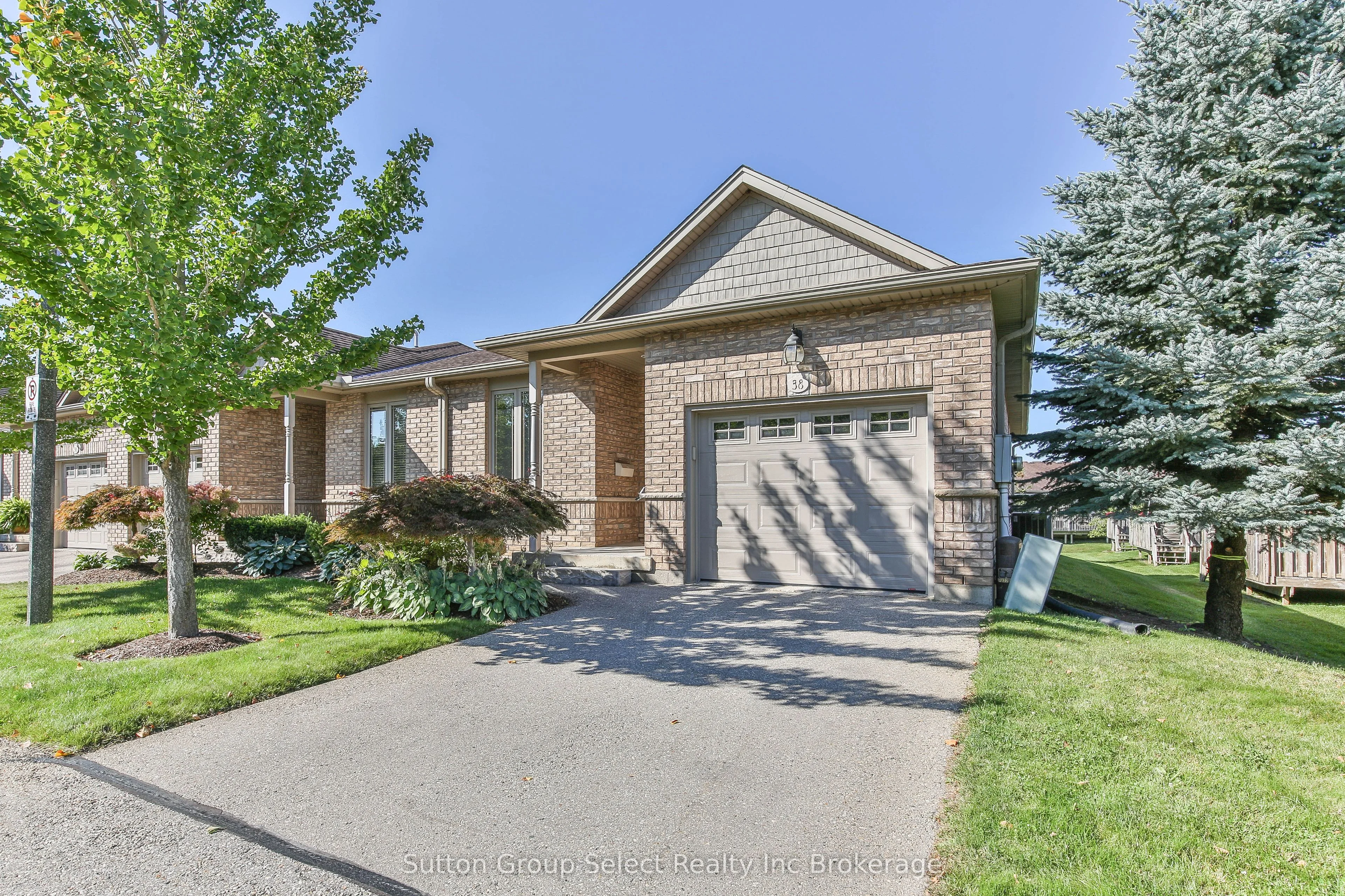 540 Spitfire Street 38, Woodstock, On N4t 0c2
