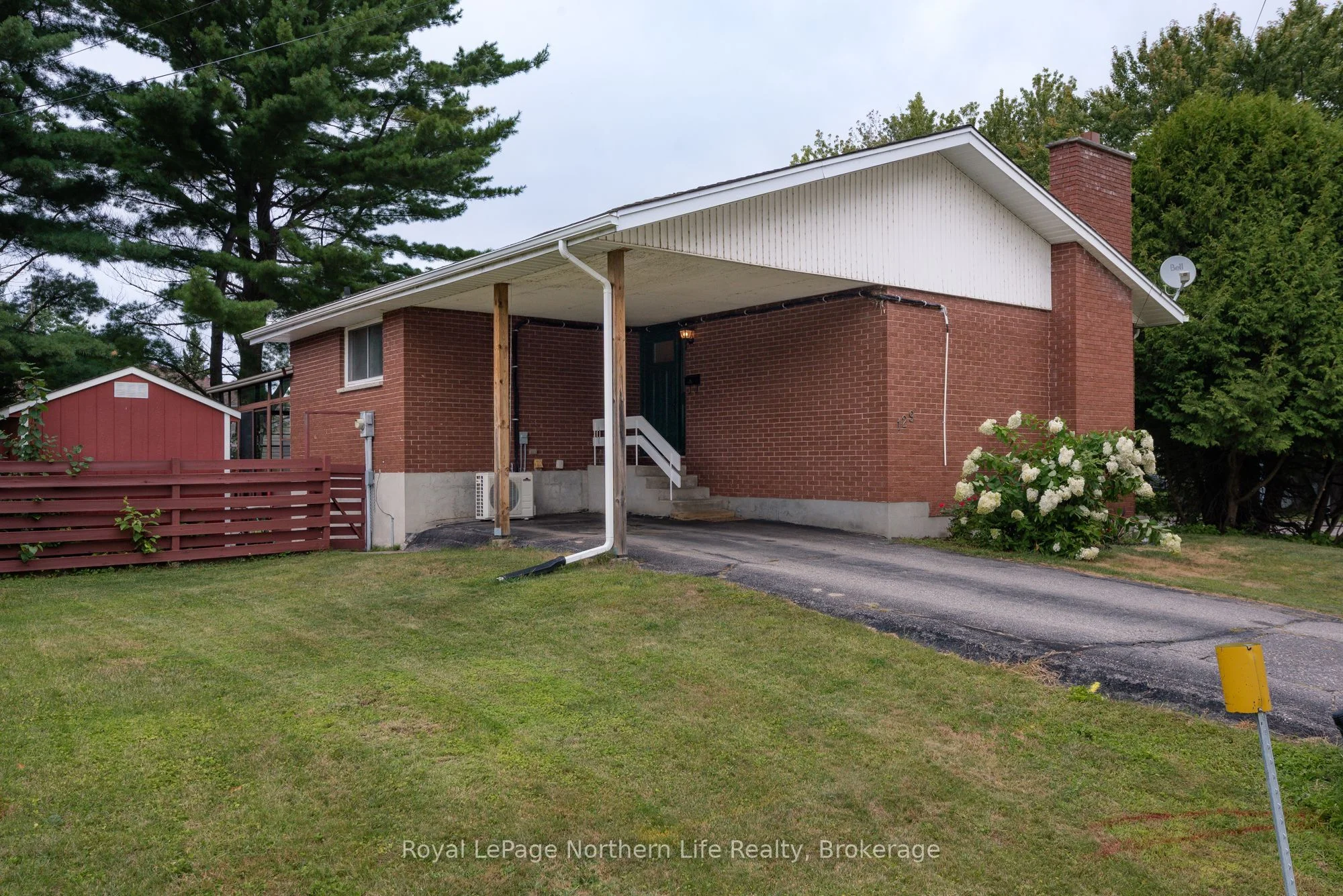 129 Marshall Park Drive, North Bay, ON P1A 3L1