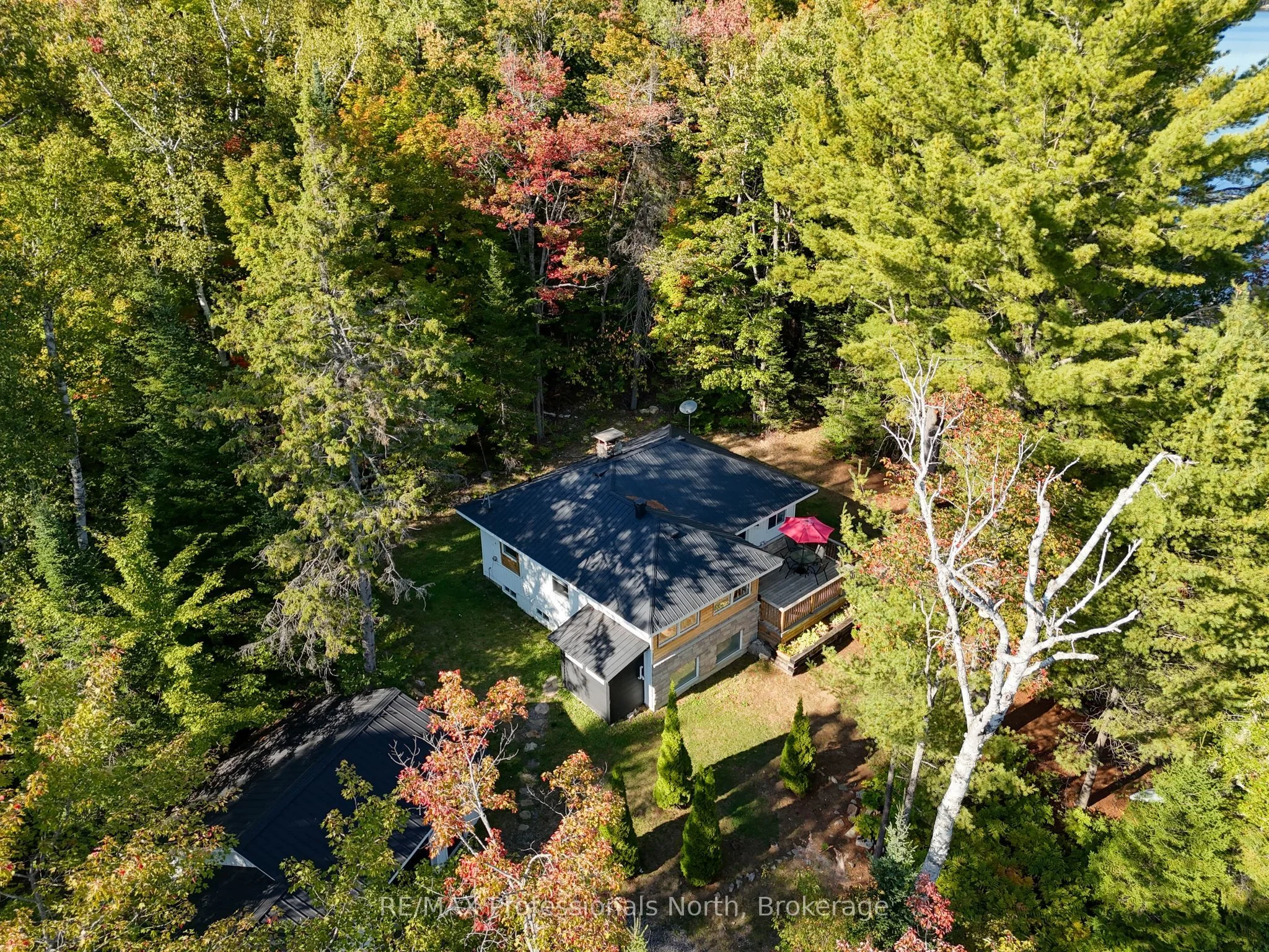 1046 Pine Lake Shores Private, Bracebridge, ON P0B 1A0