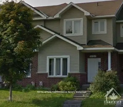 Att/Row/Townhouse in Orleans - Cumberland and Area