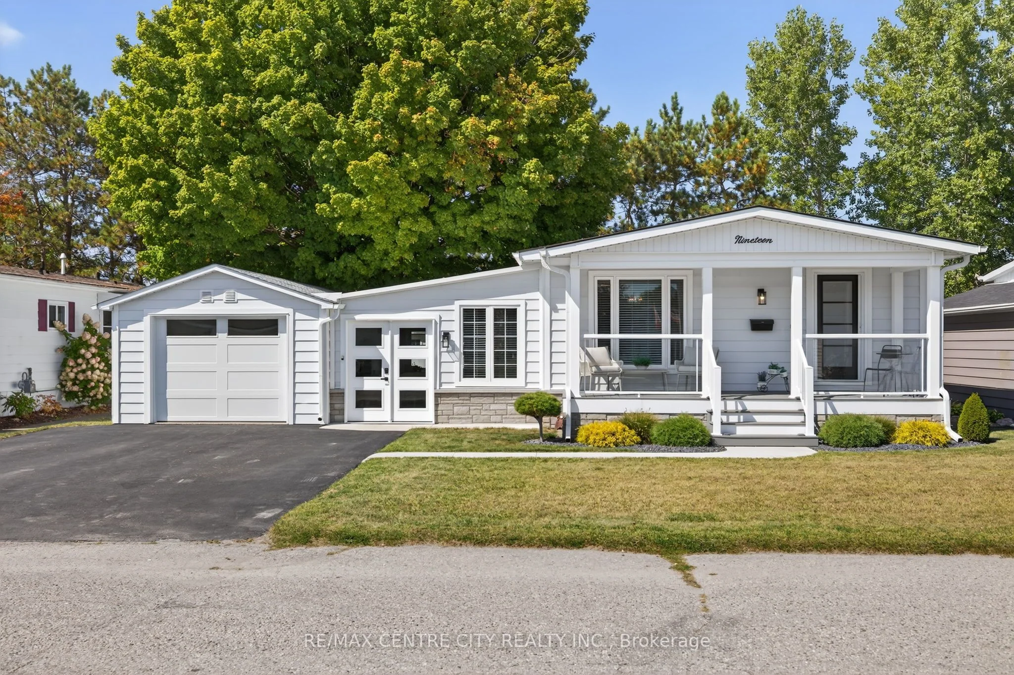 19 Miller Street, Strathroy-Caradoc, ON N7G 3P4