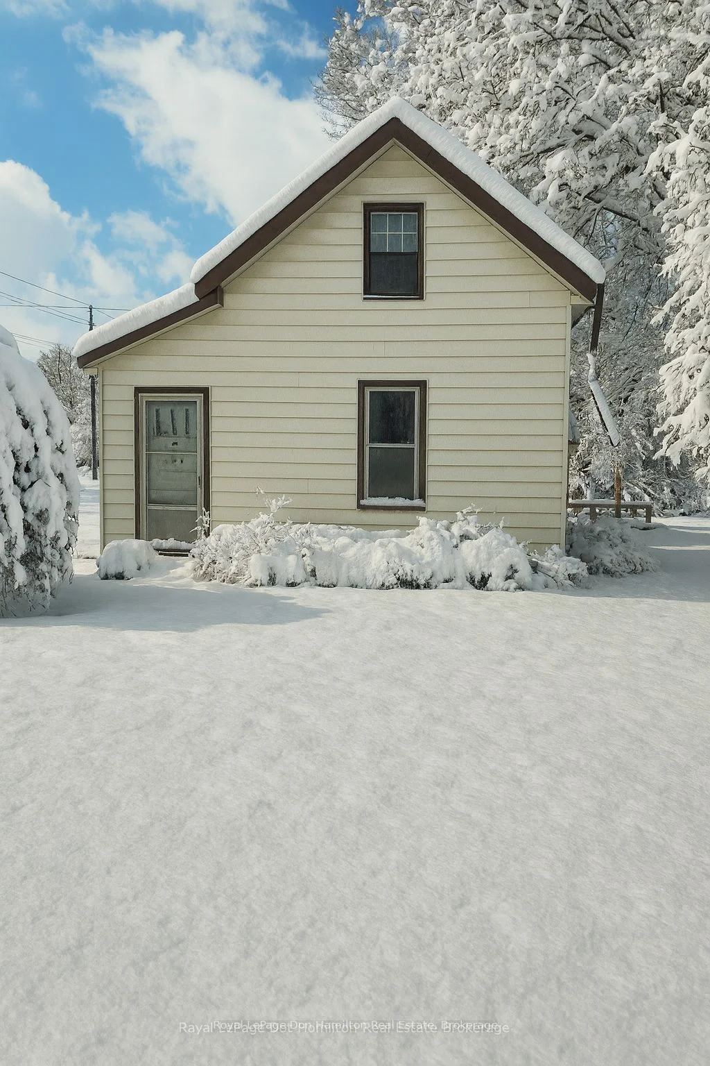 21 Peter Street S, Brockton, ON N0G 2V0