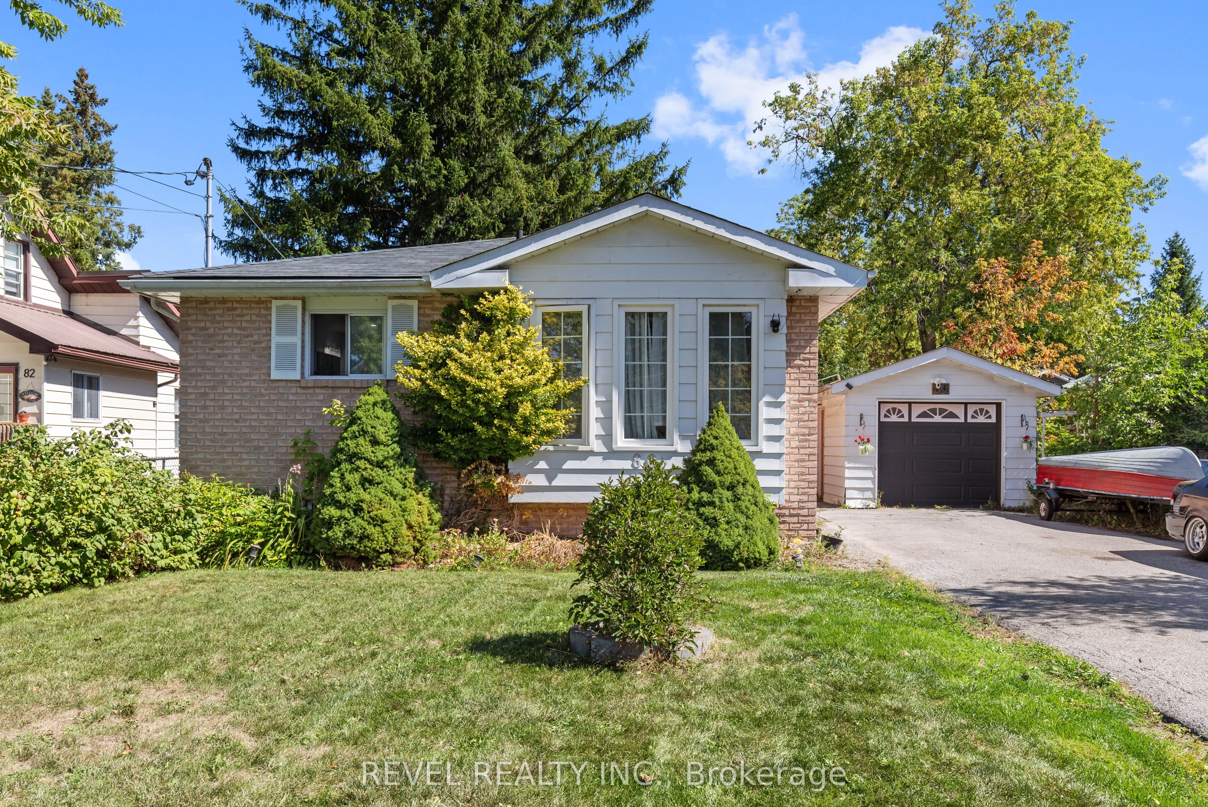 Detached in Kawartha Lakes