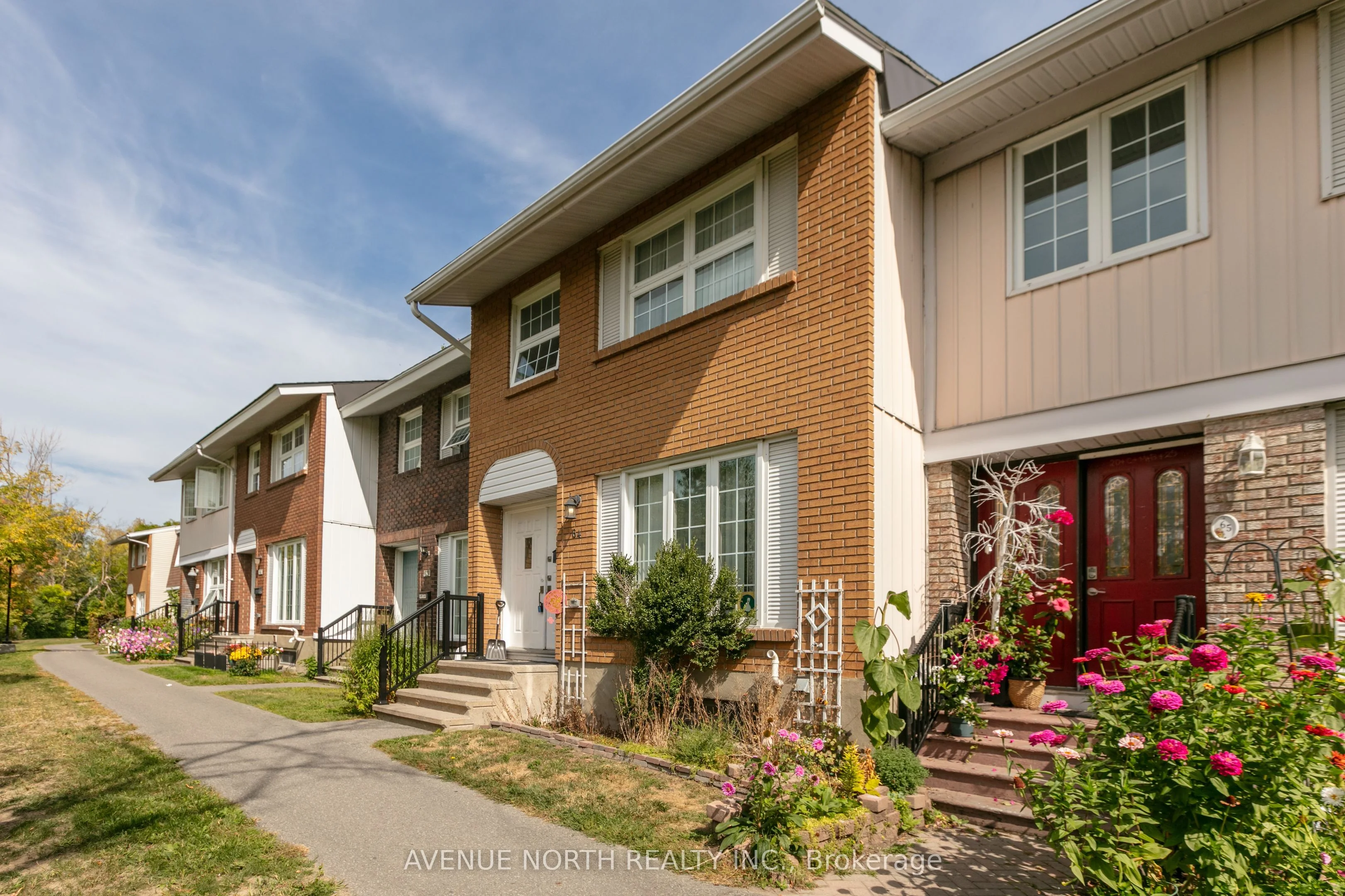 3260 Southgate Road 64, Hunt Club - South Keys and Area, ON K1V 8W9