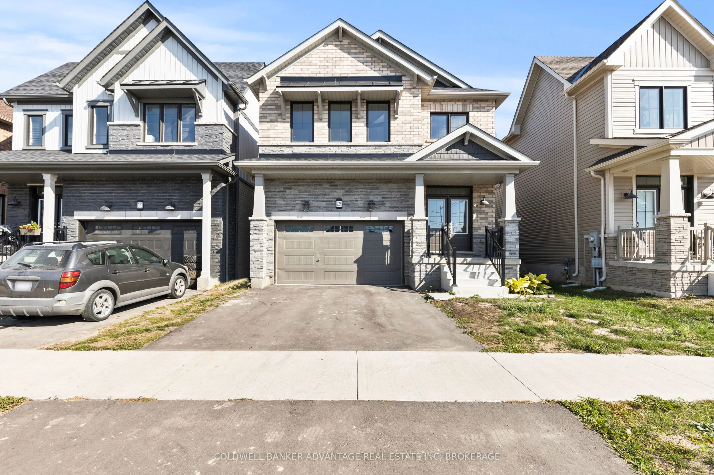 226 Forks Road, Welland, ON L3C 7L7