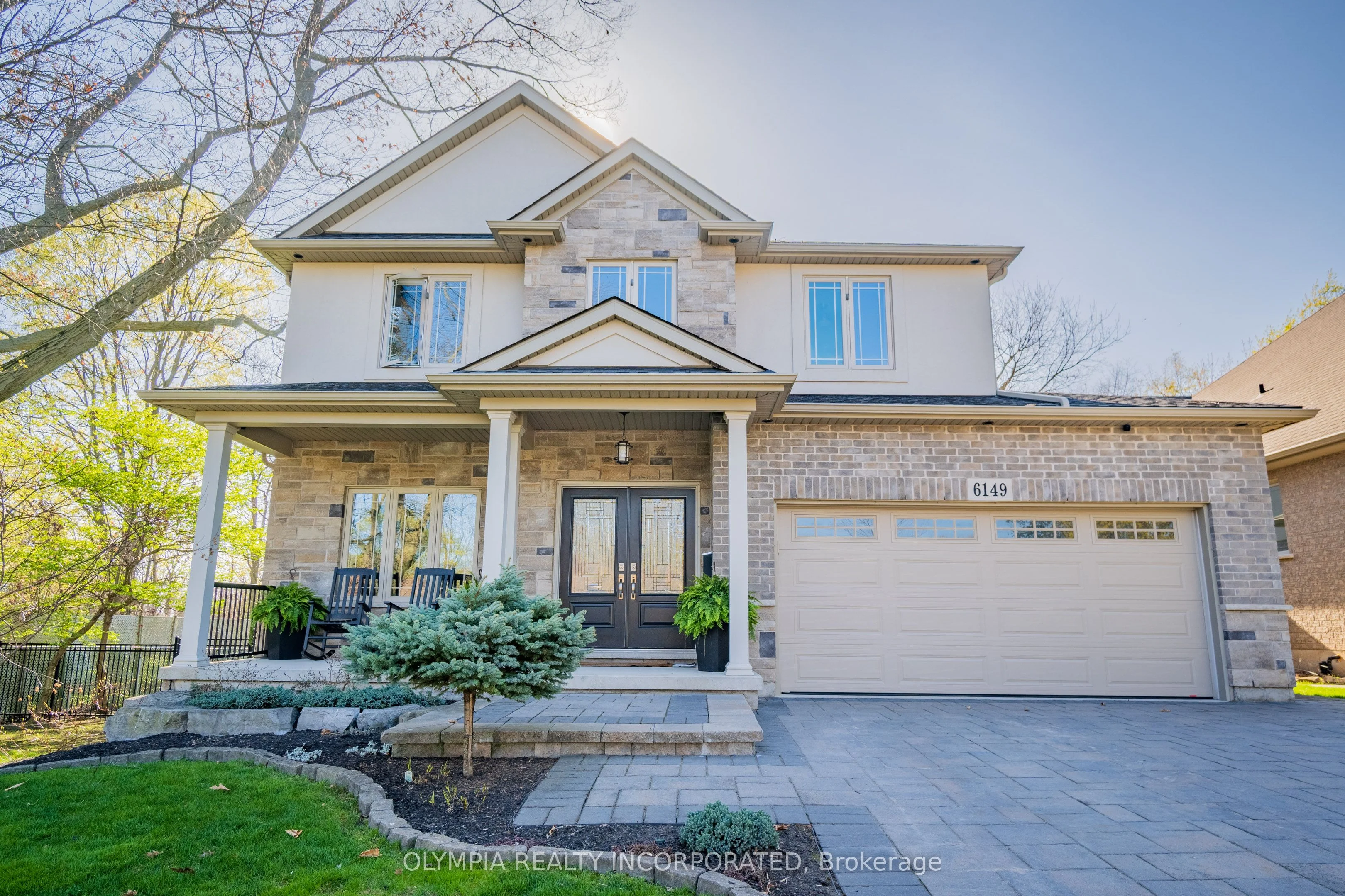 6149 Cuviello Court, Niagara Falls, ON L2G 7X7